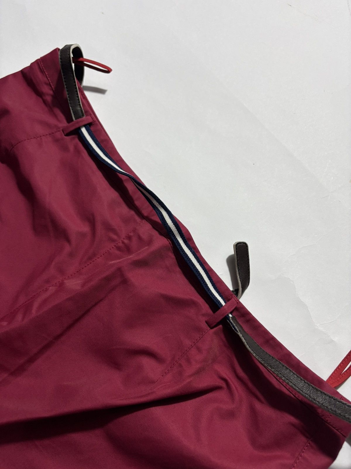 Prada PRADA 2000’s RED NYLON PANTS Size 30" / US 8 / IT 44 - 3 Thumbnail