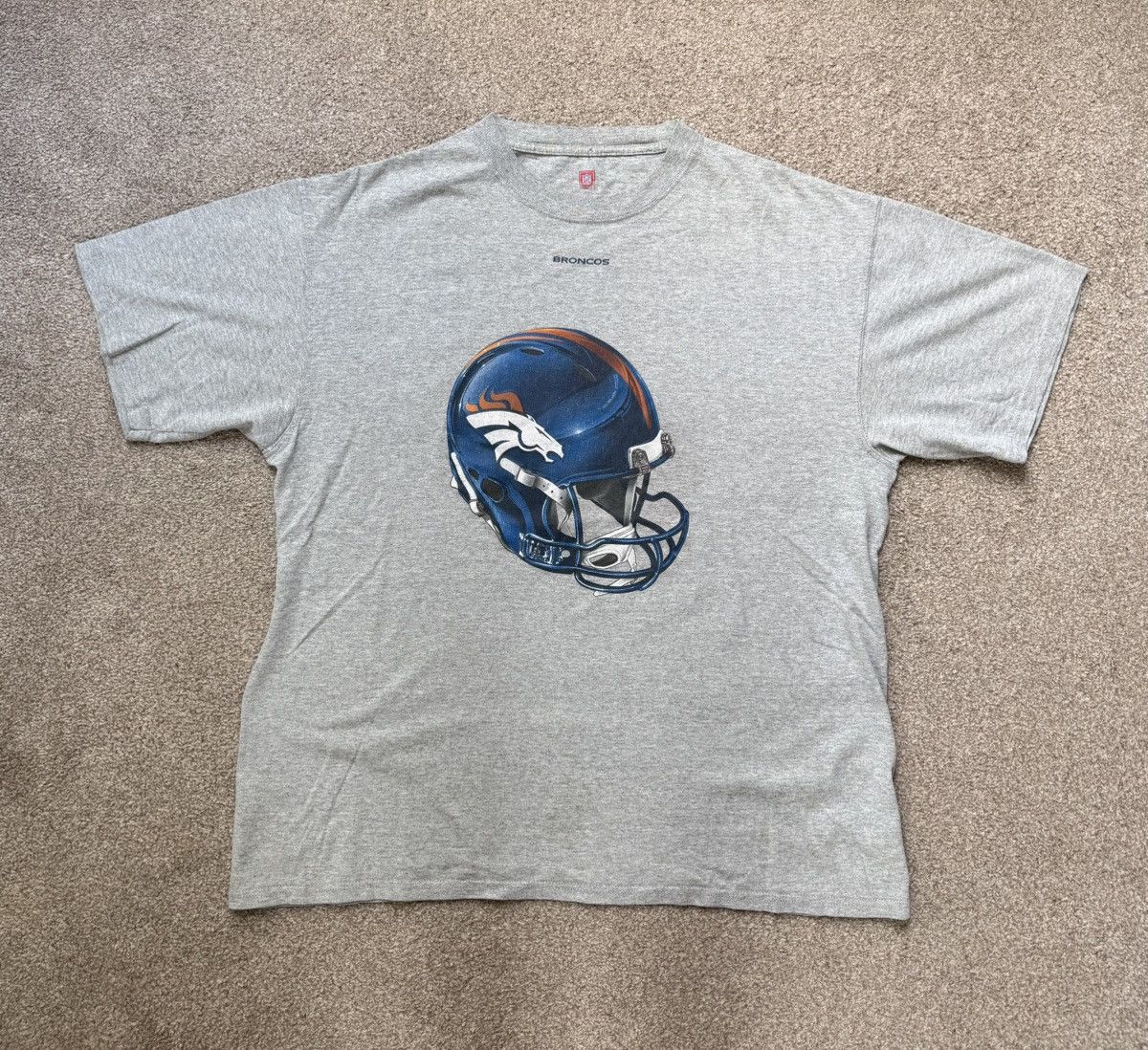 NFL NFL Denver Broncos Helmet T-shirt Size US XL / EU 56 / 4 - 1 Thumbnail