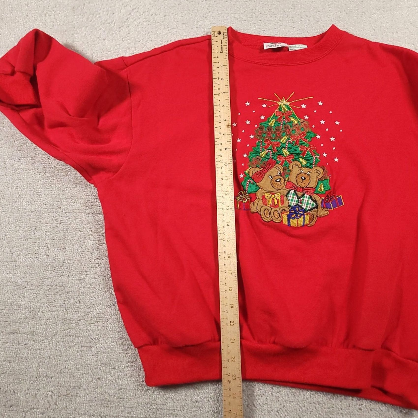 Vintage Nutcracker Sweatshirt Womens L Red Embroidered Christmas Bear Crewneck Pullover Christmas Holiday Winter Cozy Fleece Size L / US 10 / IT 46 - 6 Thumbnail