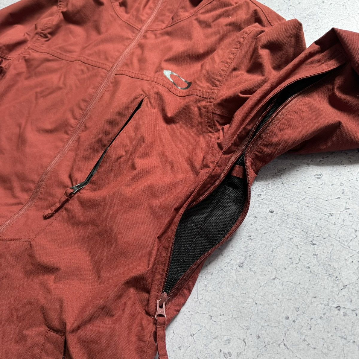 Oakley × Vintage Oakley Snowboard Ski Jacket Vintage Biozone Gorpcore Size US S / EU 44-46 / 1 - 12 Thumbnail