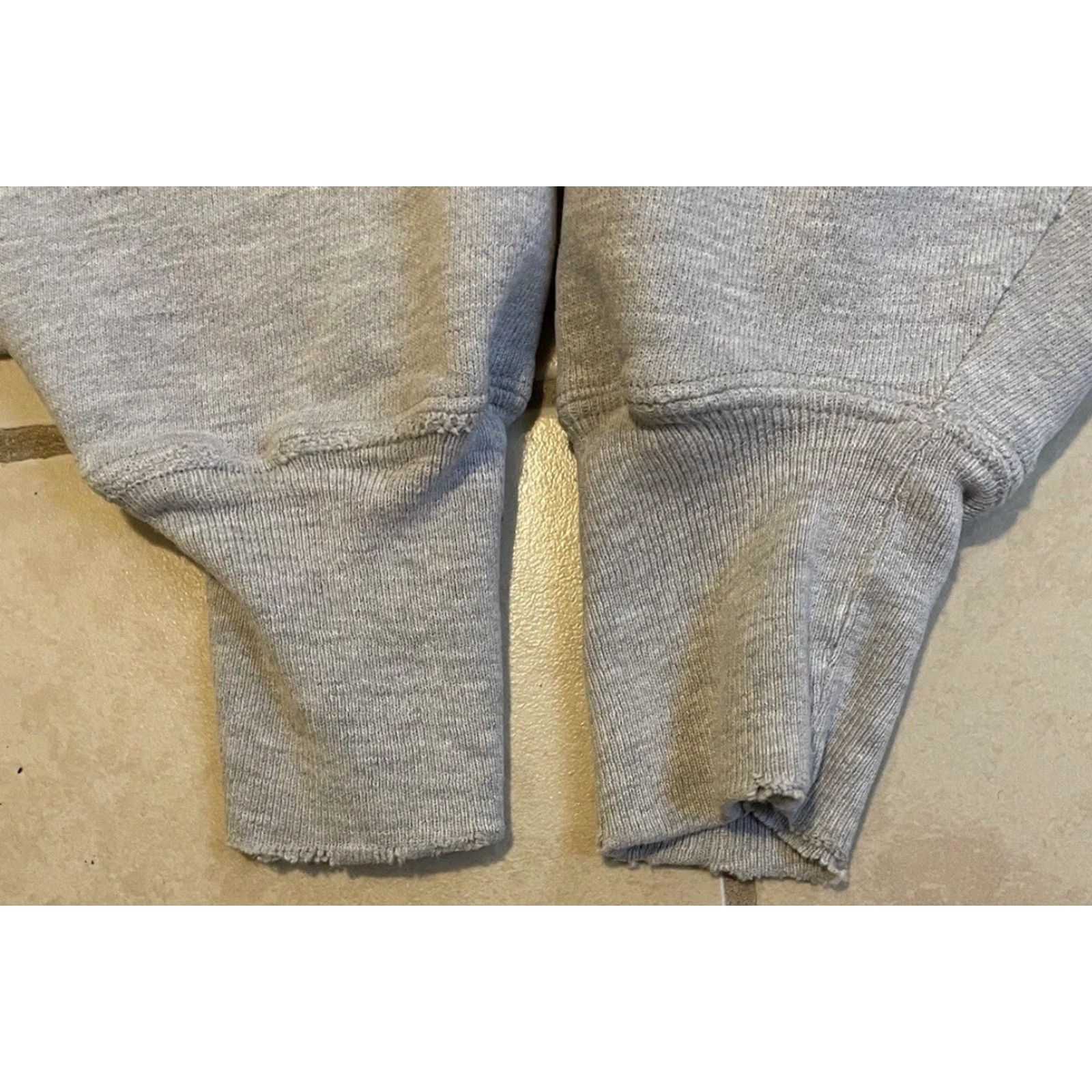 Champion VINTAGE Champion Croces Bar Faded Reverse Weave Sweatshirt S Gray Mens Hip Hop 90s College Size US S / EU 44-46 / 1 - 4 Thumbnail