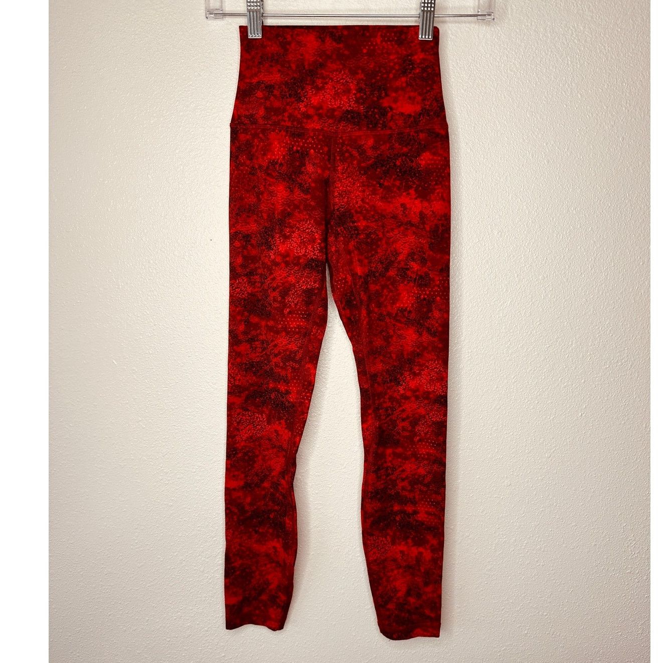 Lululemon Lululemon Red Black Align High Rise Full Length Yoga Pant 2 Size 26" / US 2 / IT 38 - 2 Thumbnail
