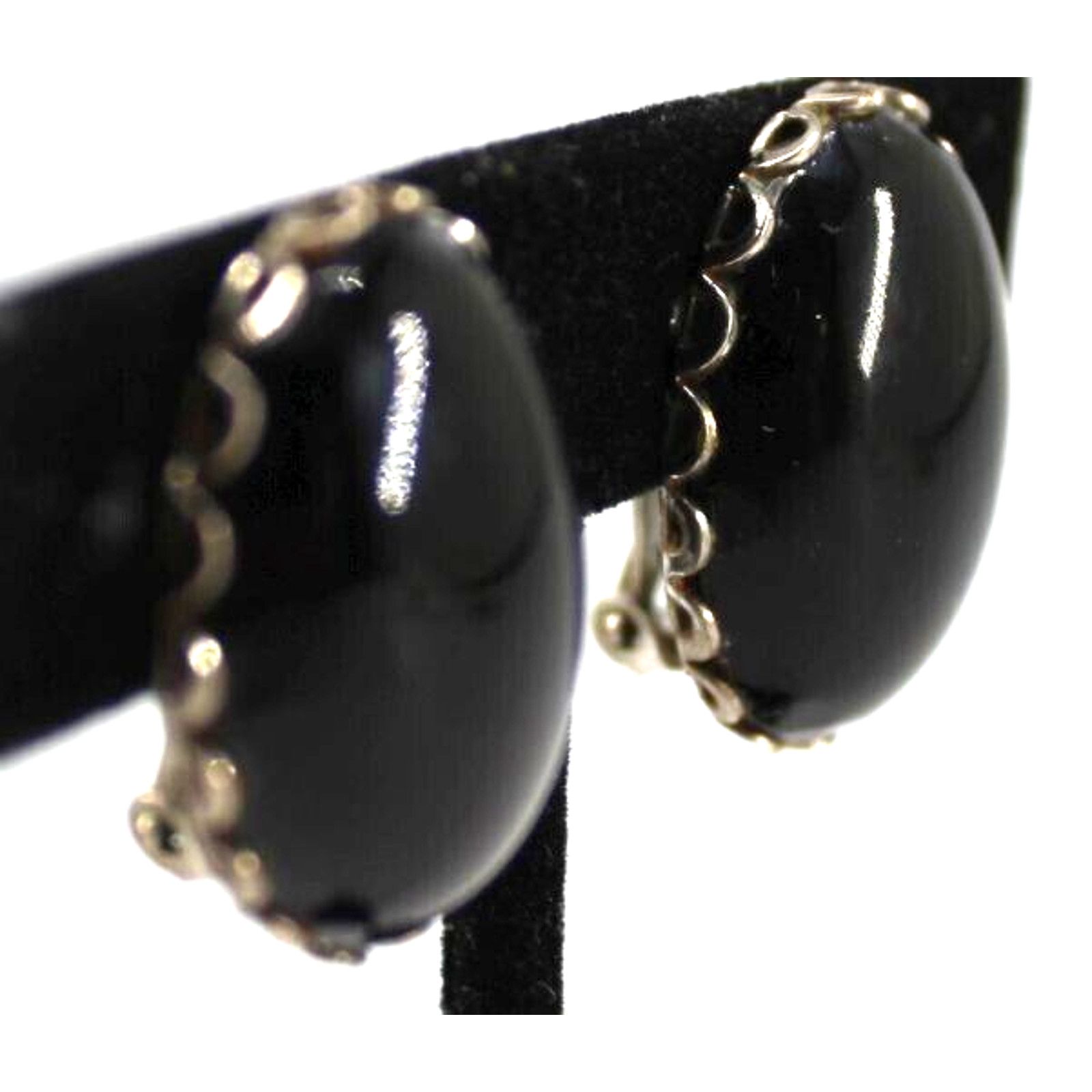 Other Vintage Faux Black Onyx Earrings • Silvertone • 1" • Clip On Size ONE SIZE - 2 Thumbnail