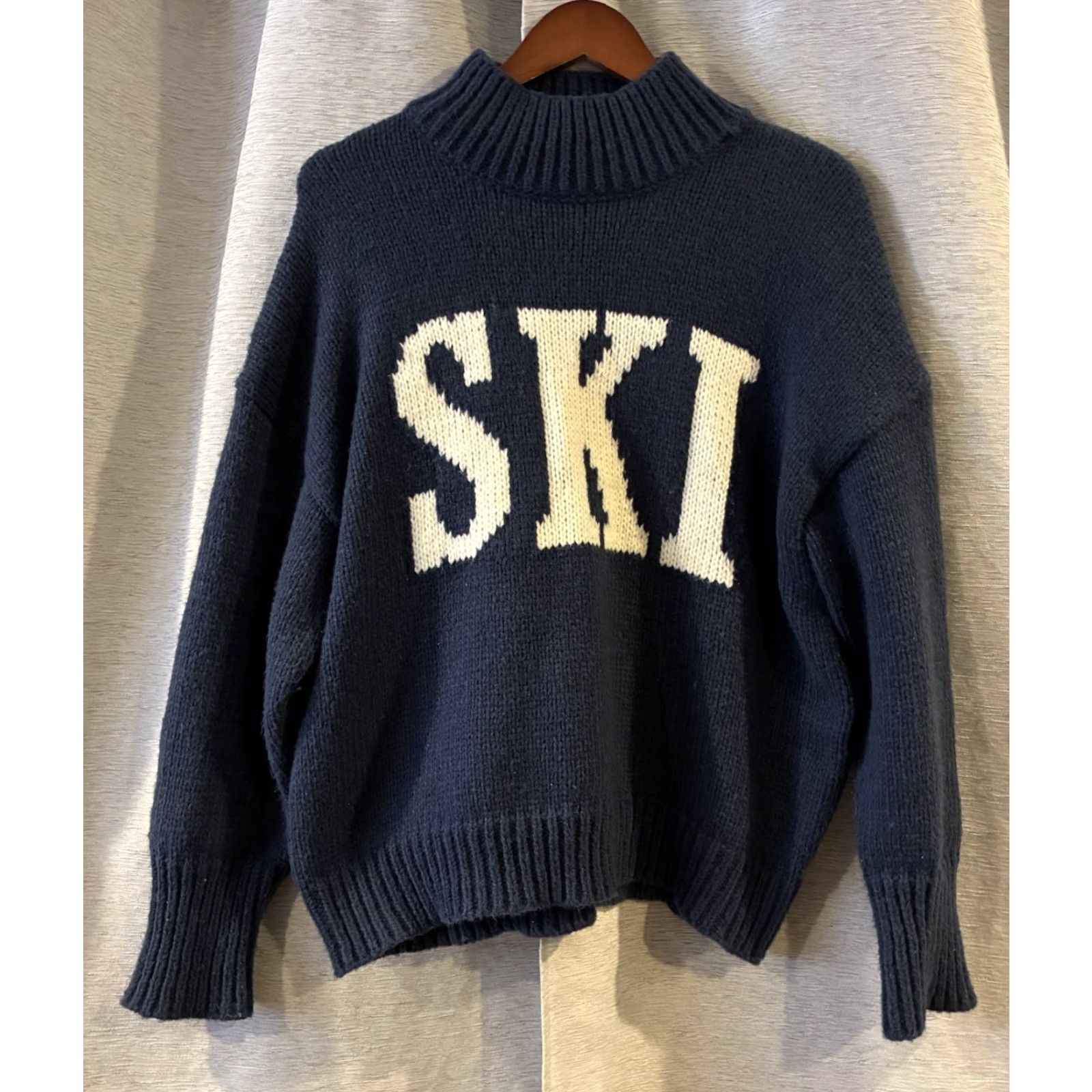 Vintage LELIS Blue Size Medium SKI Lettering Turtleneck Knit Sweater Outdoor Women’s Size M / US 6-8 / IT 42-44 - 2 Thumbnail