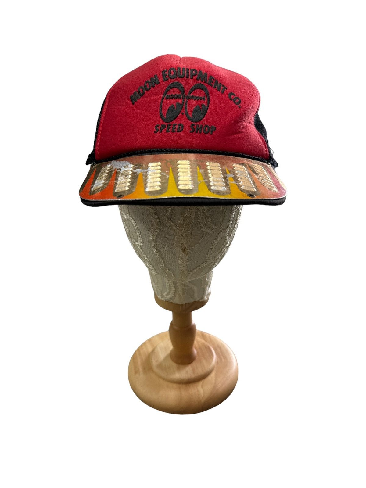 Vintage VINTAGE MOON EQUIPMENTS MOONEYES SPEED SHOP TRUCKER CAP HAT Size ONE SIZE - 3 Thumbnail