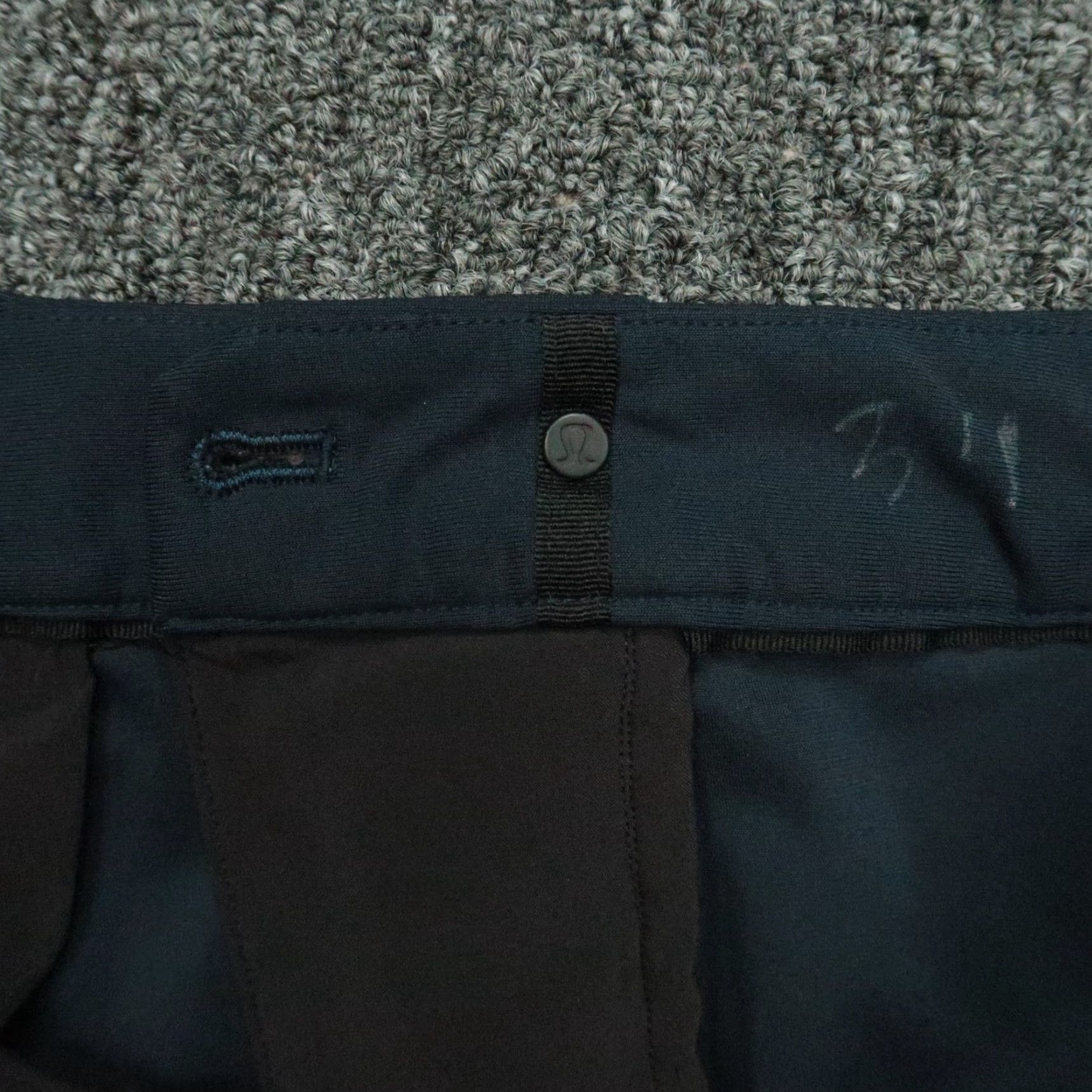 Lululemon Lululemon Pants Men 34x33 Blue Warpstreme 5 Pocket Straight Lightweight Stetch Chino Slim Regular Military? Size US 34 / EU 50 - 6 Thumbnail