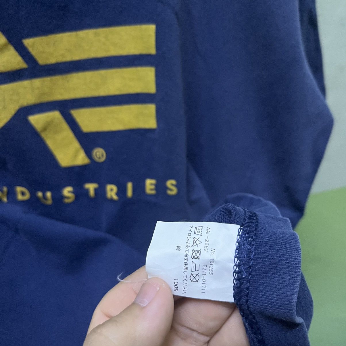 Alpha Industries Sunfaded Vintage Alpha Industries Logo Tees Size US L / EU 52-54 / 3 - 11 Thumbnail