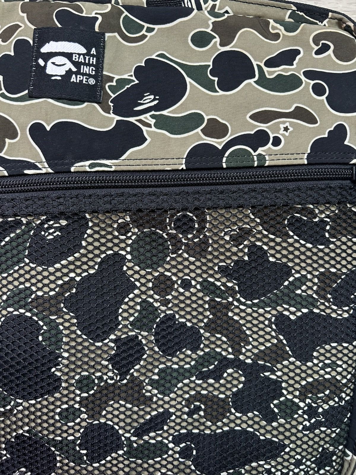 Bape 2001 BAPE Psyche camo PC Case Bag Size ONE SIZE - 3 Thumbnail