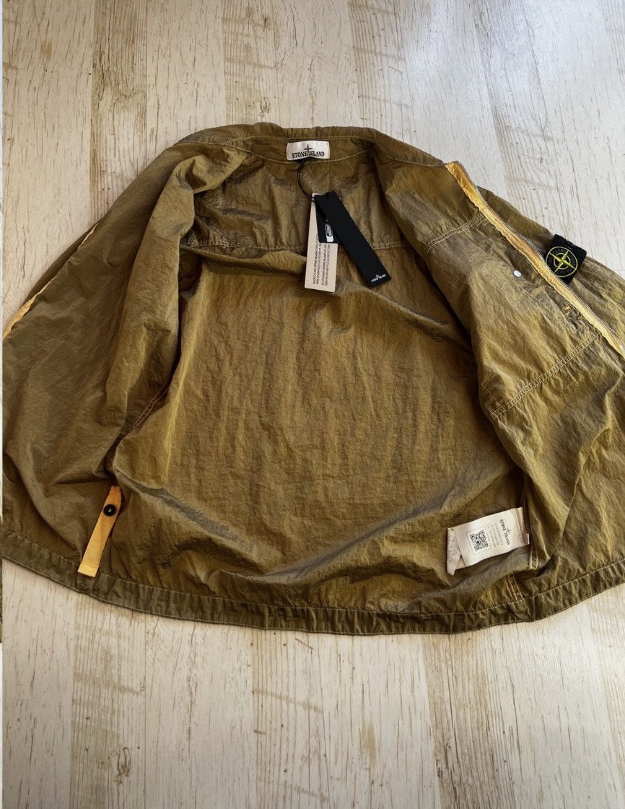 Stone Island Stone Island Nylon Metal Zip Overshirt – Mustard – Size M Size US M / EU 48-50 / 2 - 7 Thumbnail