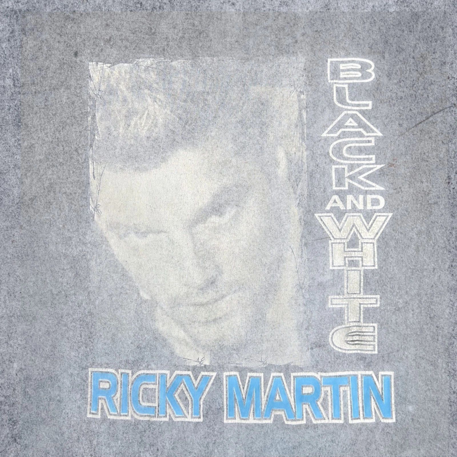 The Unbranded Brand Ricky Martin Super Bowl Concert Tour Shirt XL Size US XL / EU 56 / 4 - 3 Thumbnail