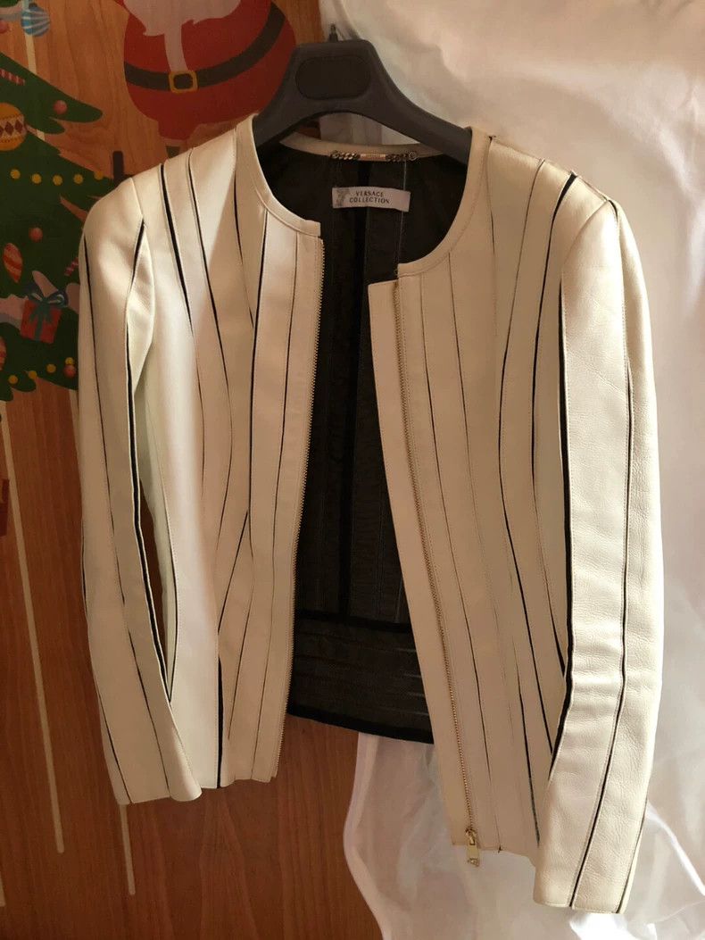 Versace Versace Women's leather jackets Size S / US 4 / IT 40 - 4 Thumbnail