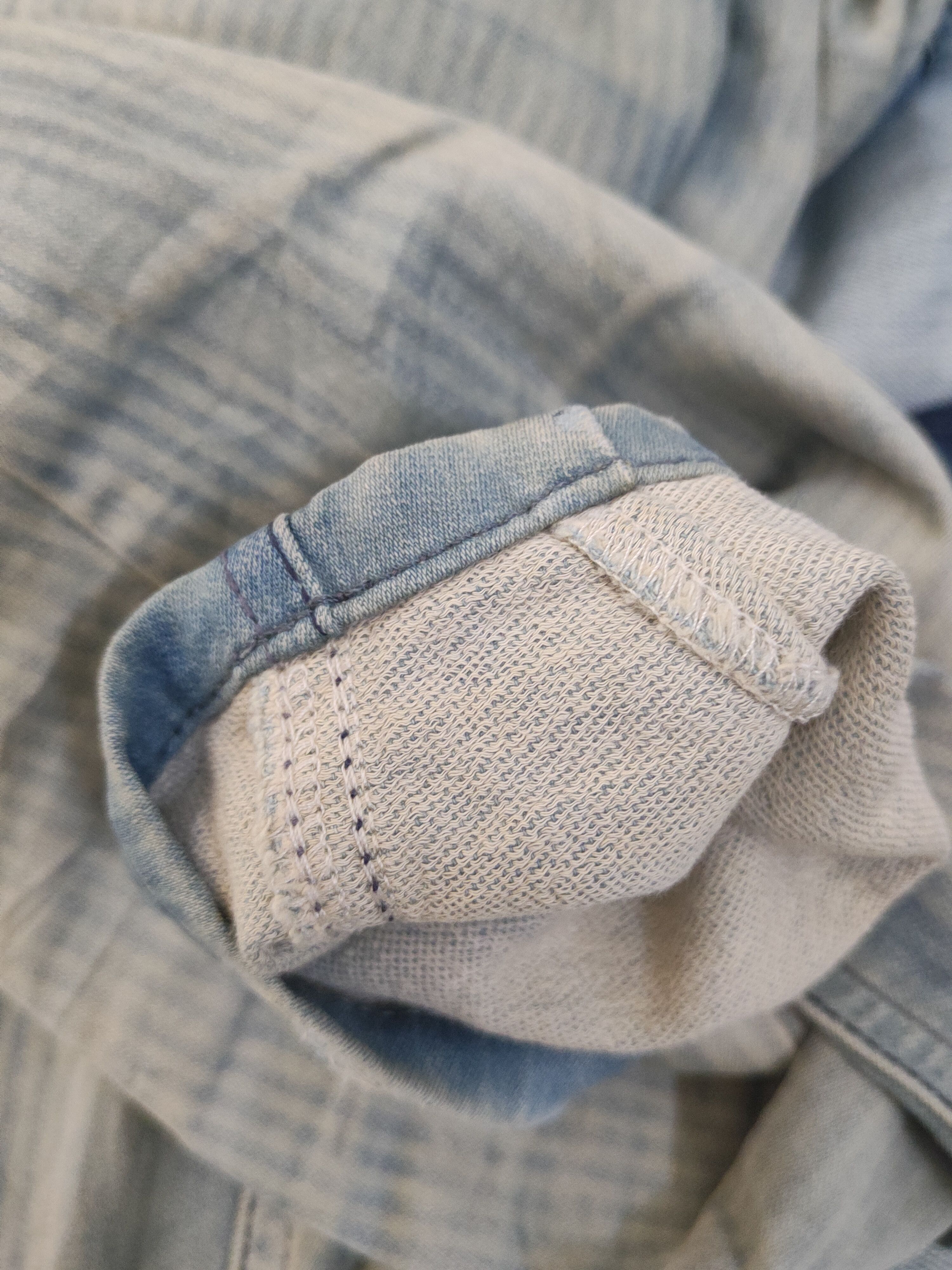 Diesel Diesel Dark Blue Faded Distressed denim Soft Jeans #W2003 Size US 27 - 14 Thumbnail