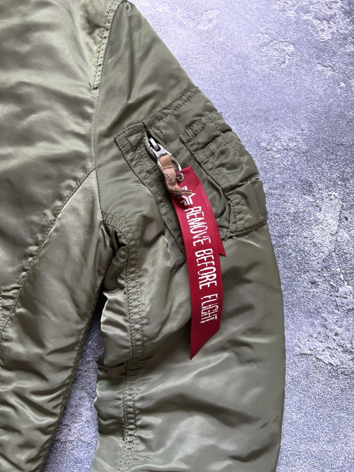 Alpha Industries Vintage Alpha Industries MA-1 Flight Military Bomber Jacket Size S / US 4 / IT 40 - 5 Thumbnail
