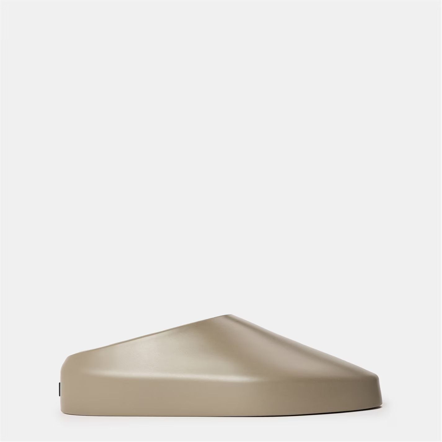 Fear of God o1g2r1mq0426 California Flat Mules in Willow Size US 9 / EU 42 - 1 Thumbnail