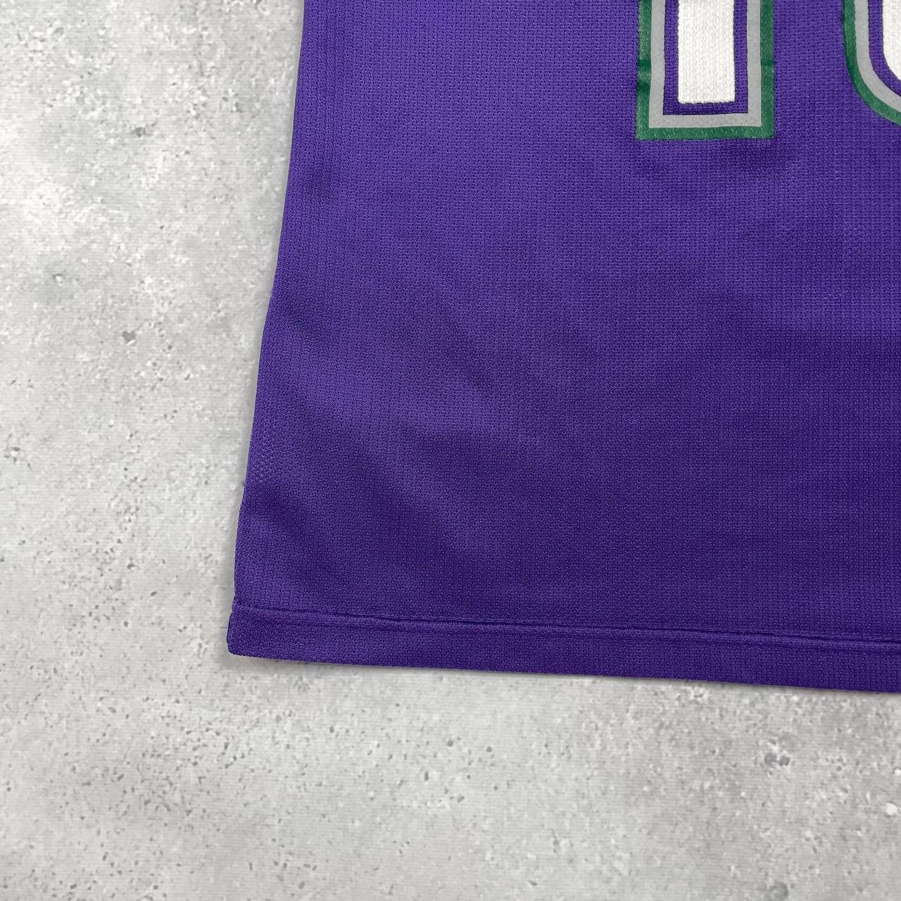 NBA Vintage 90s Milwaukee Bucks No 13 Glenn Robinson NBA Jersey Size US XXS / EU 40 - 19 Thumbnail