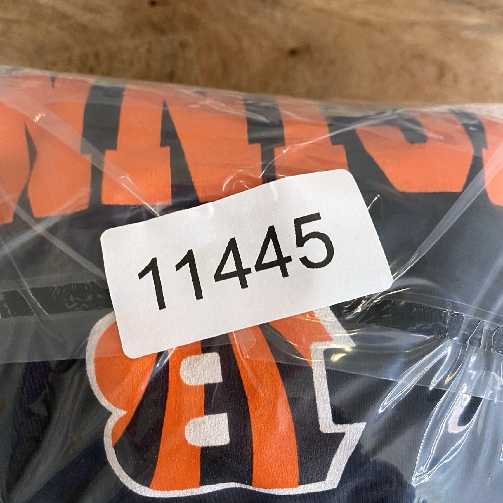 NFL VINTAGE NFL Cincinati Bengals T-Shirt Mens Medium Black Football Sportswear 80s 90s Retro Graphic Print Logo Mens Size US M / EU 48-50 / 2 - 7 Thumbnail