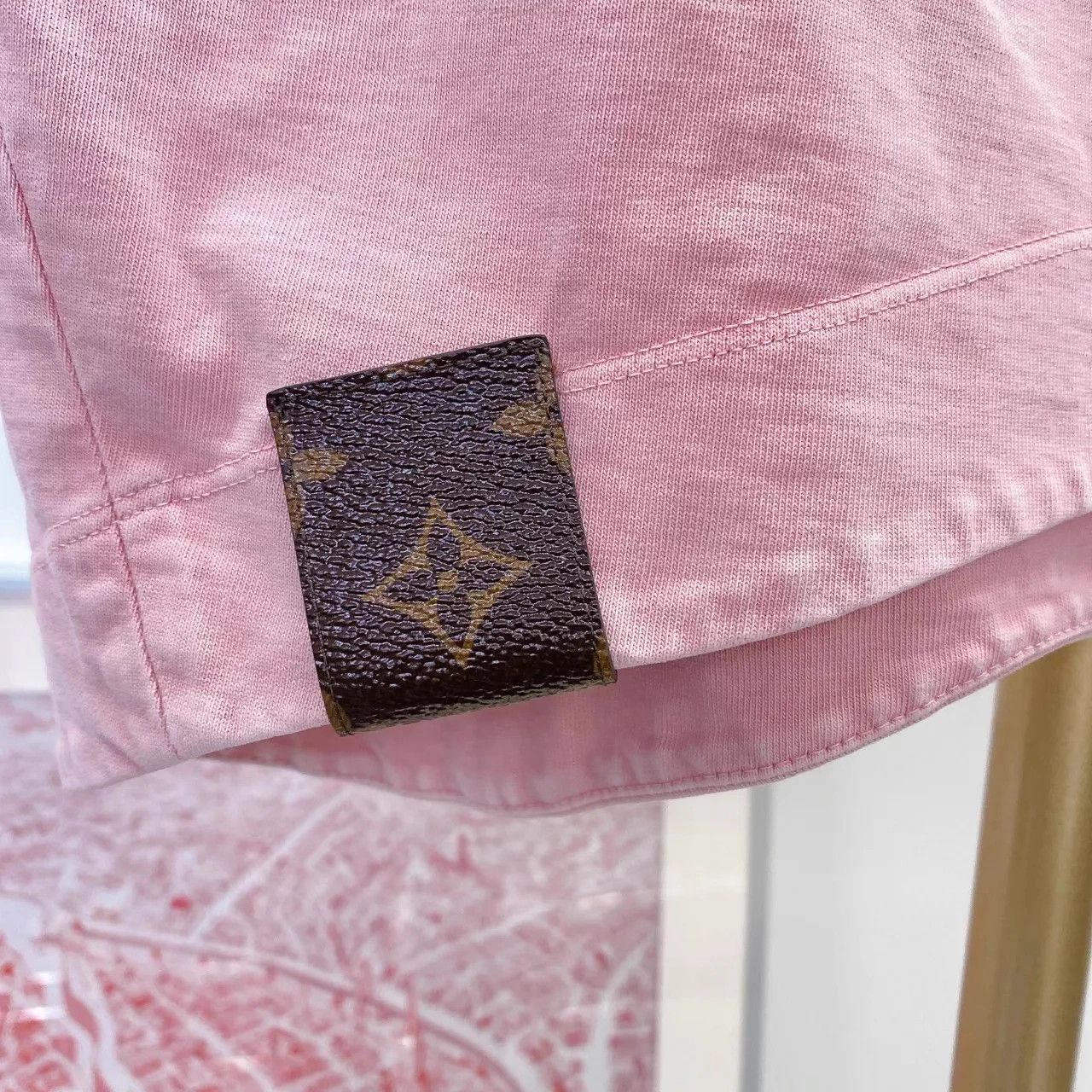 Louis Vuitton Louis Vuitton Pink Irregular Skirt S Size 26" / US 2 / IT 38 - 5 Thumbnail