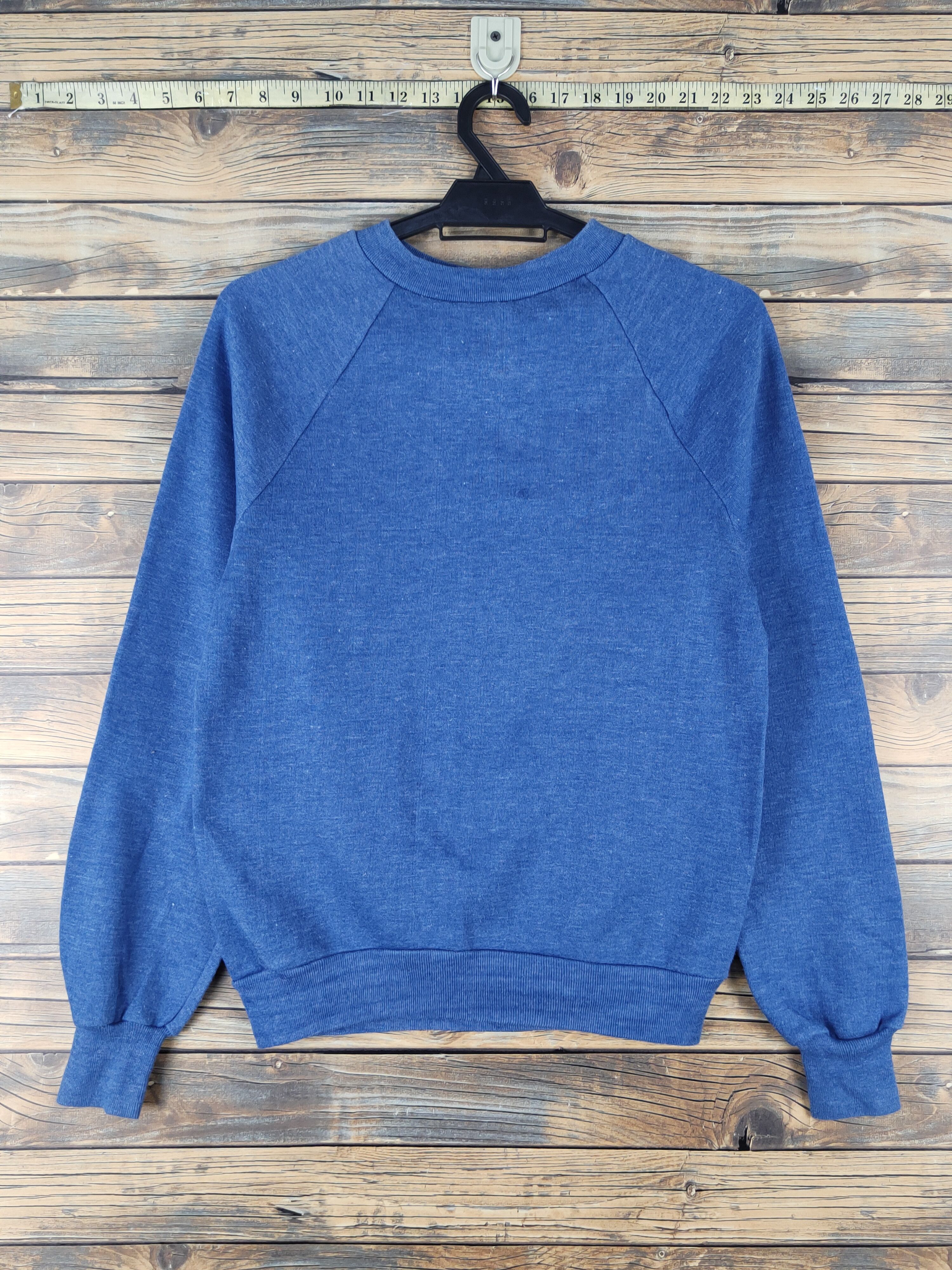 Vintage 90' Healthknit vintage plain Blue Sweatshirts #W1369 Size US S / EU 44-46 / 1 - 1 Thumbnail