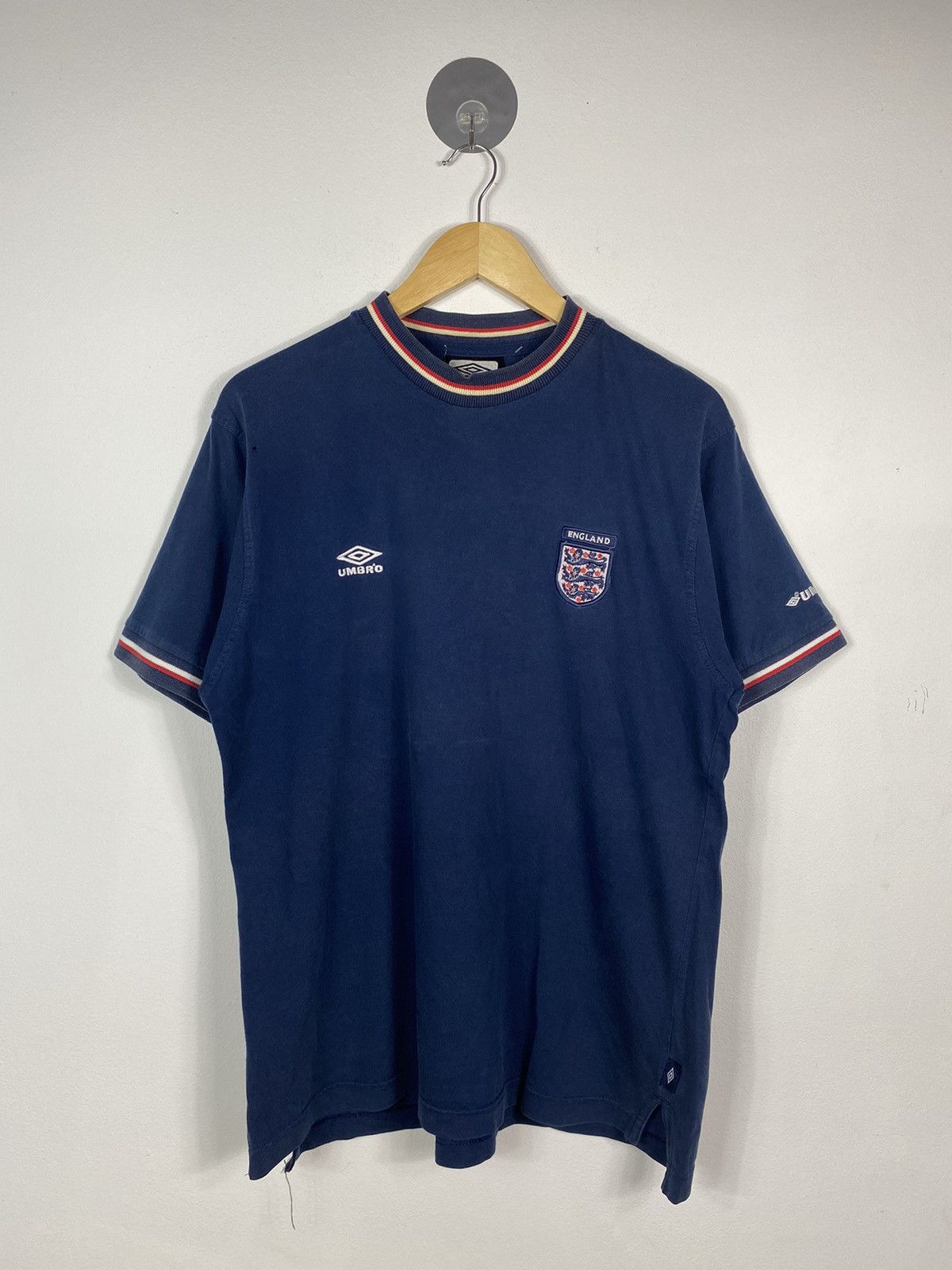 Umbro Vintage England Football Team X Umbro T-shirt Size US M / EU 48-50 / 2 - 1 Thumbnail