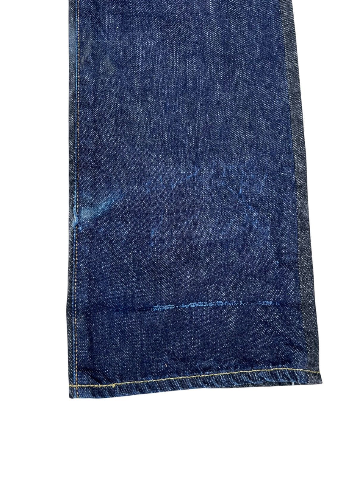 Futura Vintage FUTURA Japan 2 Tones Denim Distressed Jeans Size US 34 / EU 50 - 11 Thumbnail