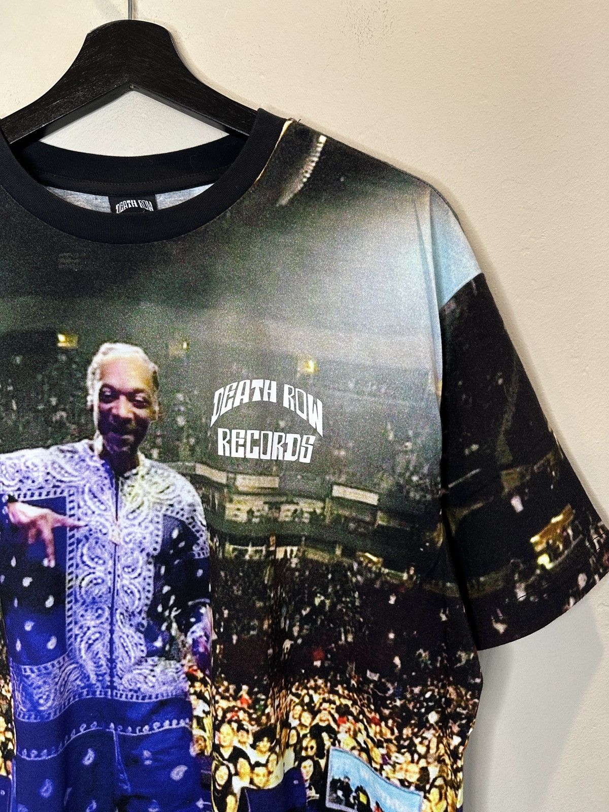 Death Row Records × Rap Tees × Snoop Dogg RARE* New Death Row Records Snoop Dogg Concert AOP Rap Shirt Size US L / EU 52-54 / 3 - 3 Thumbnail