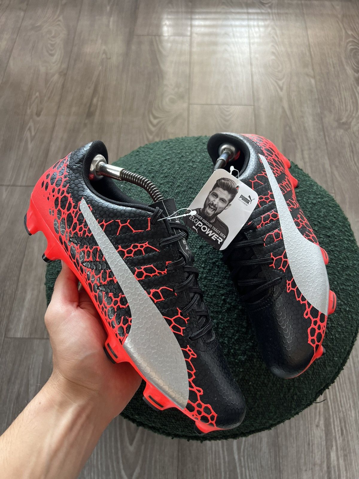 Puma Puma EvoPower 4 X Oliver Giroud Black/Red New Football Boots Size US 10.5 / EU 43-44 - 8 Thumbnail