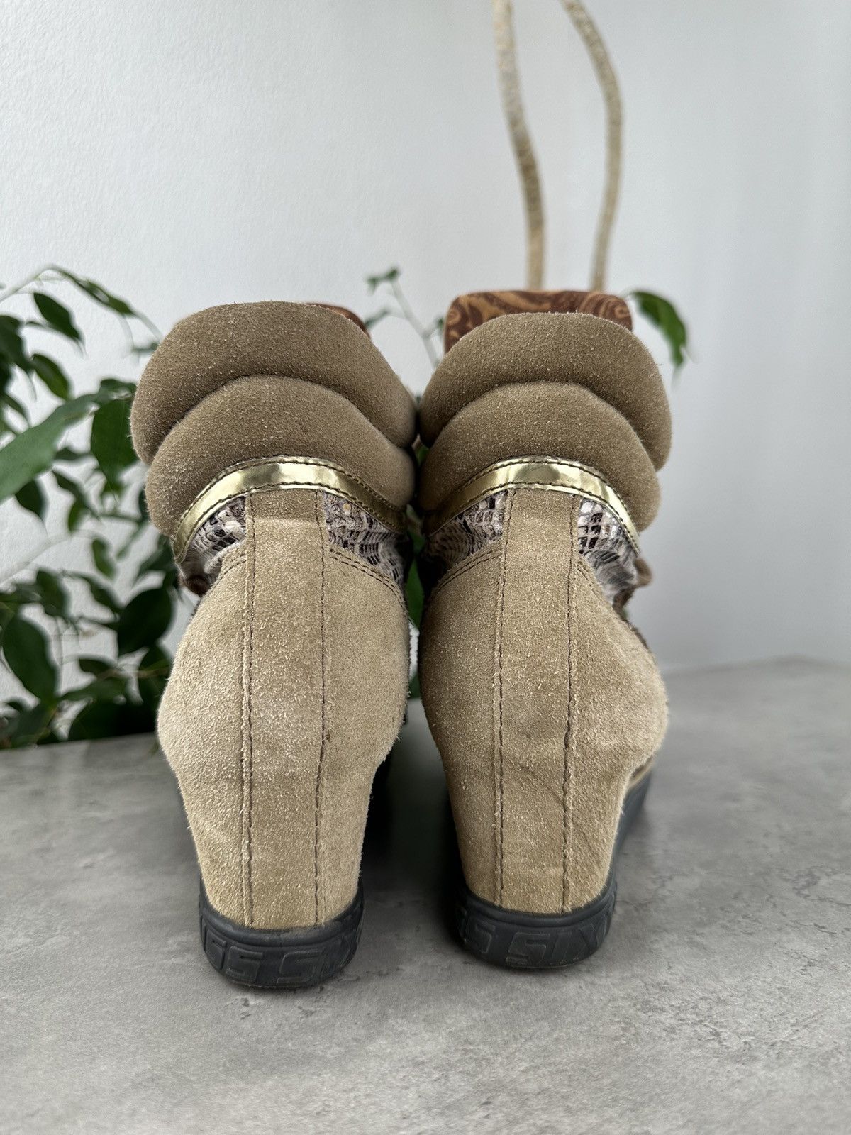 Miss Sixty Miss Sixty hi-top Sneakers Size US 10 / IT 40 - 6 Thumbnail