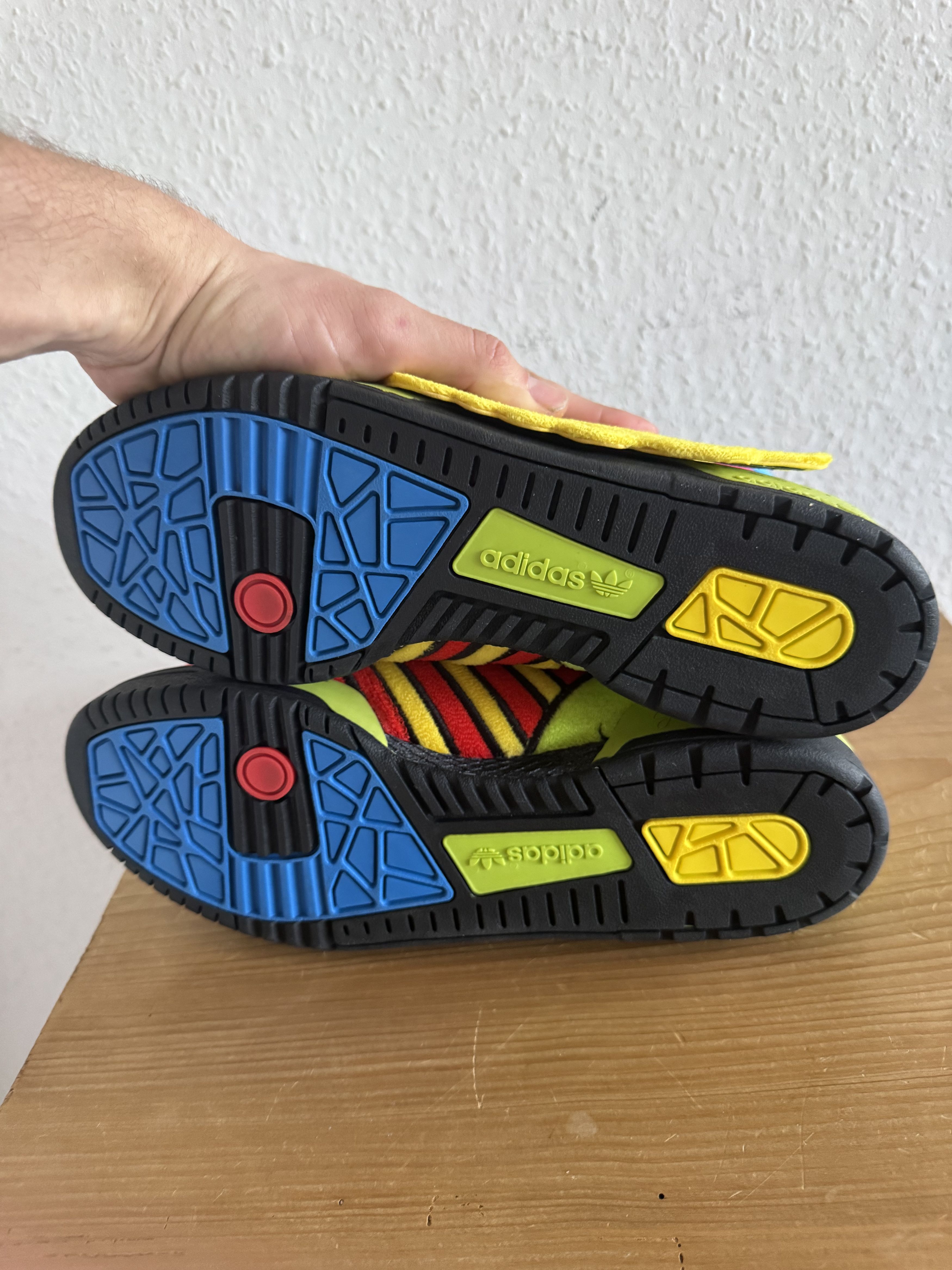 Adidas × Jeremy Scott Winged Rainbow Fleece High Top Sneakers Size US 9.5 / EU 42-43 - 12 Thumbnail