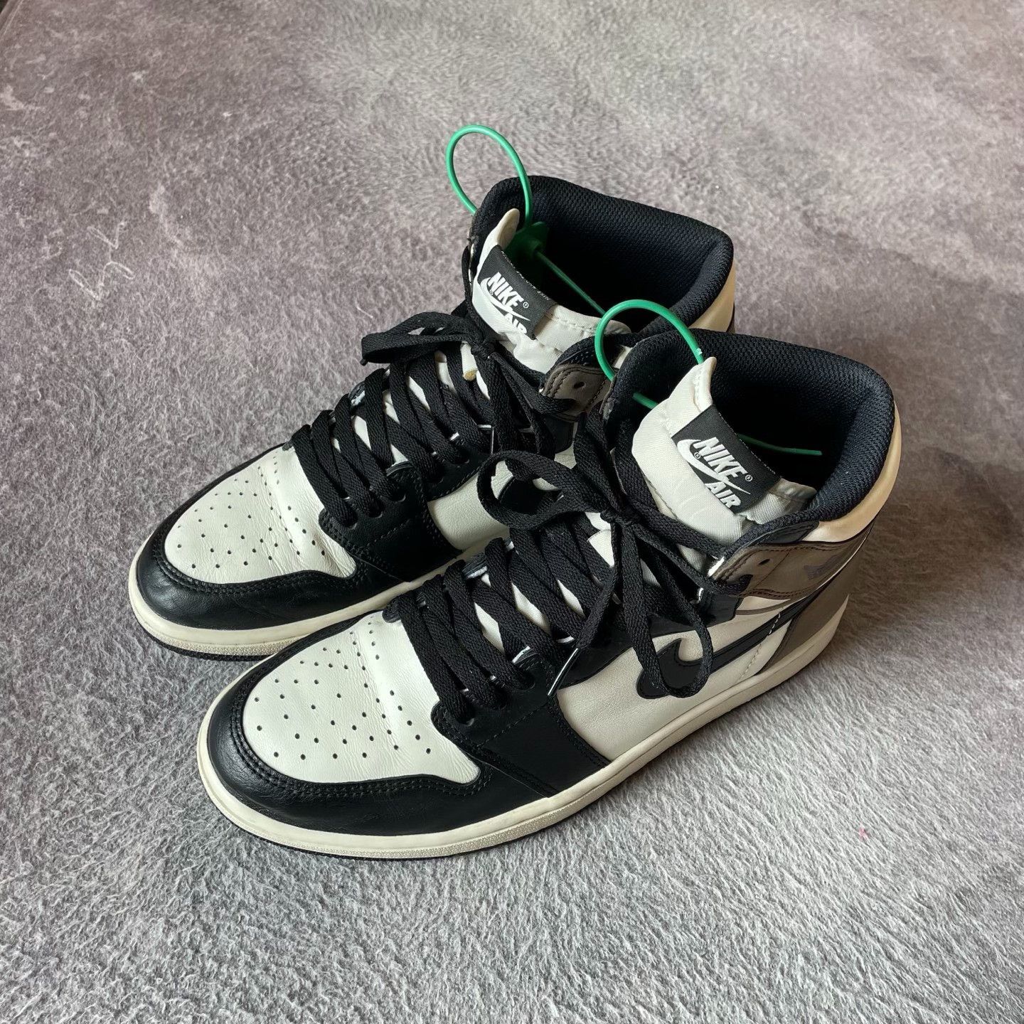 Nike Nike Lowtop Sneakers 44 Men Size US 10.5 / EU 43-44 - 1 Thumbnail
