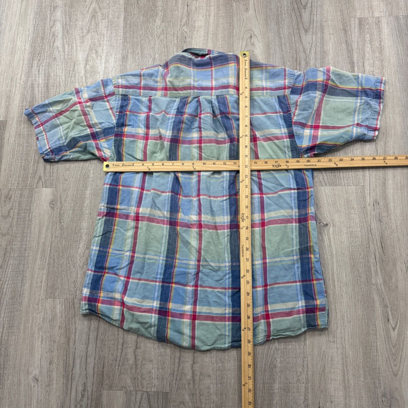 Vintage Vintage Van Heusen Short Sleeve Button Shirt Medium 90s Size US M / EU 48-50 / 2 - 6 Thumbnail