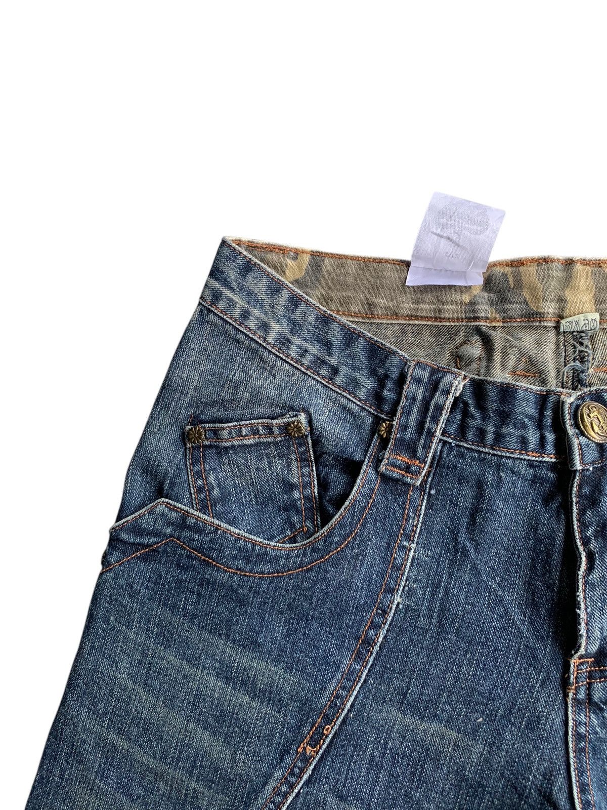 Tornado Mart FLARE💥 CROWN J JAPANESE PUNK STYLE DISTRESSED DENIM Size US 31 - 12 Thumbnail
