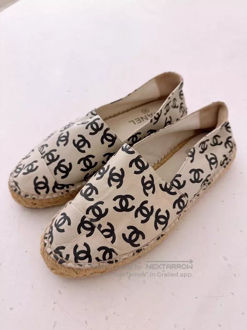 Chanel Chanel Full logo straw-knut fisherman's shoes Size US 6.5 / IT 36.5 - 2 Thumbnail