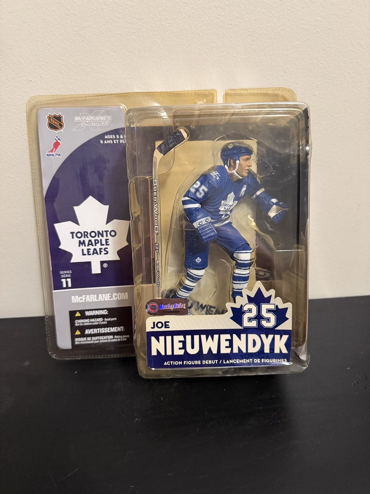 NHL JOE NIEUWENDYK 2005 MCFARLANE NHL SPORTS PICK SERIES 11 Size ONE SIZE - 1 Thumbnail
