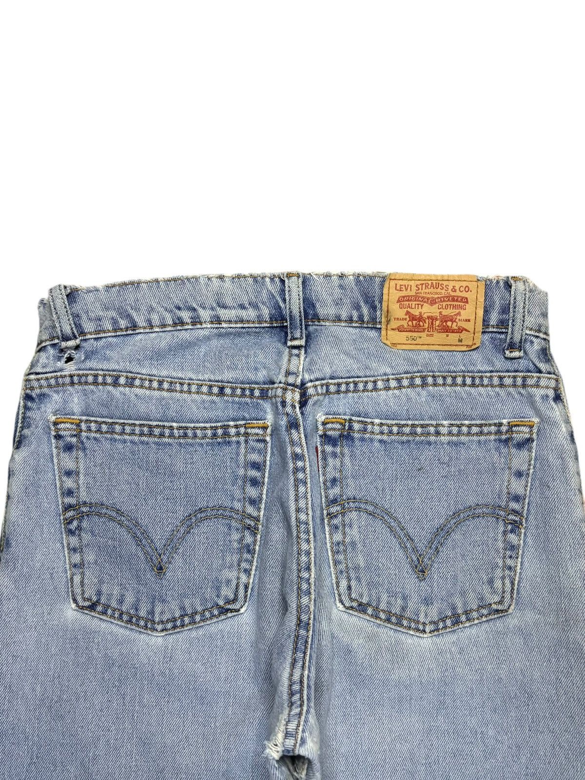 Levi's Vintage 90s Levis 550 Relaxed Fit Blue Wash Distressed Jeans Size US 30 / EU 46 - 9 Thumbnail