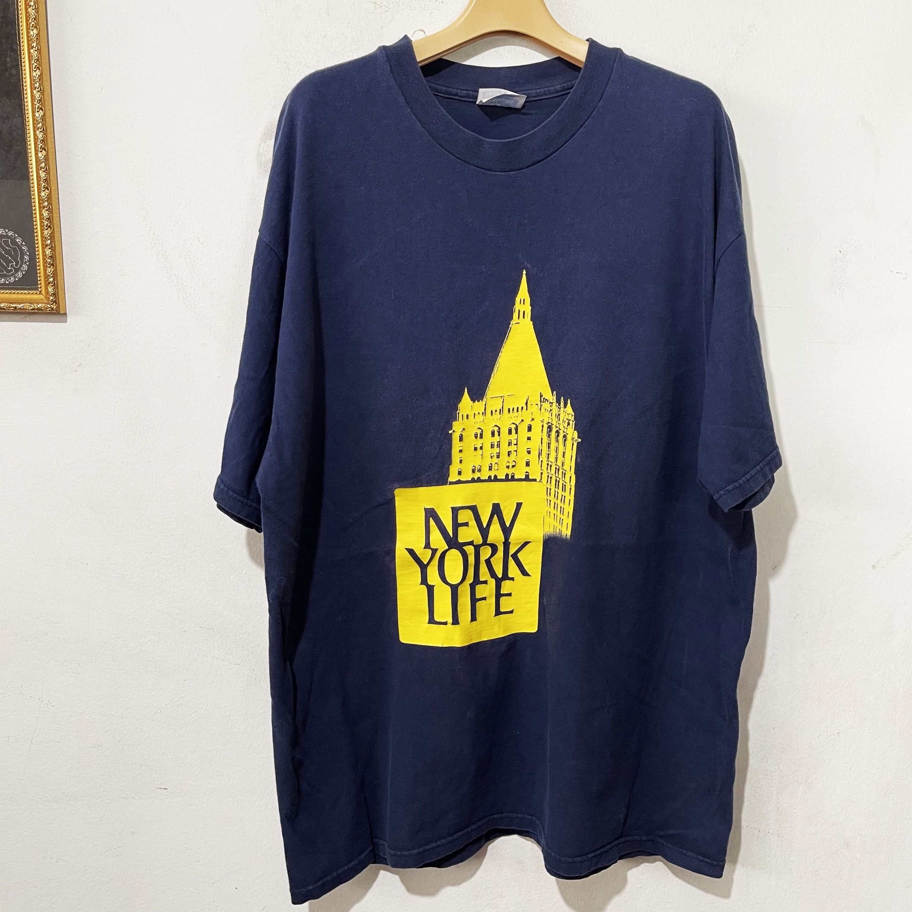 Vintage Vintage 90s New York Life T-Shirt Size US XL / EU 56 / 4 - 1 Thumbnail