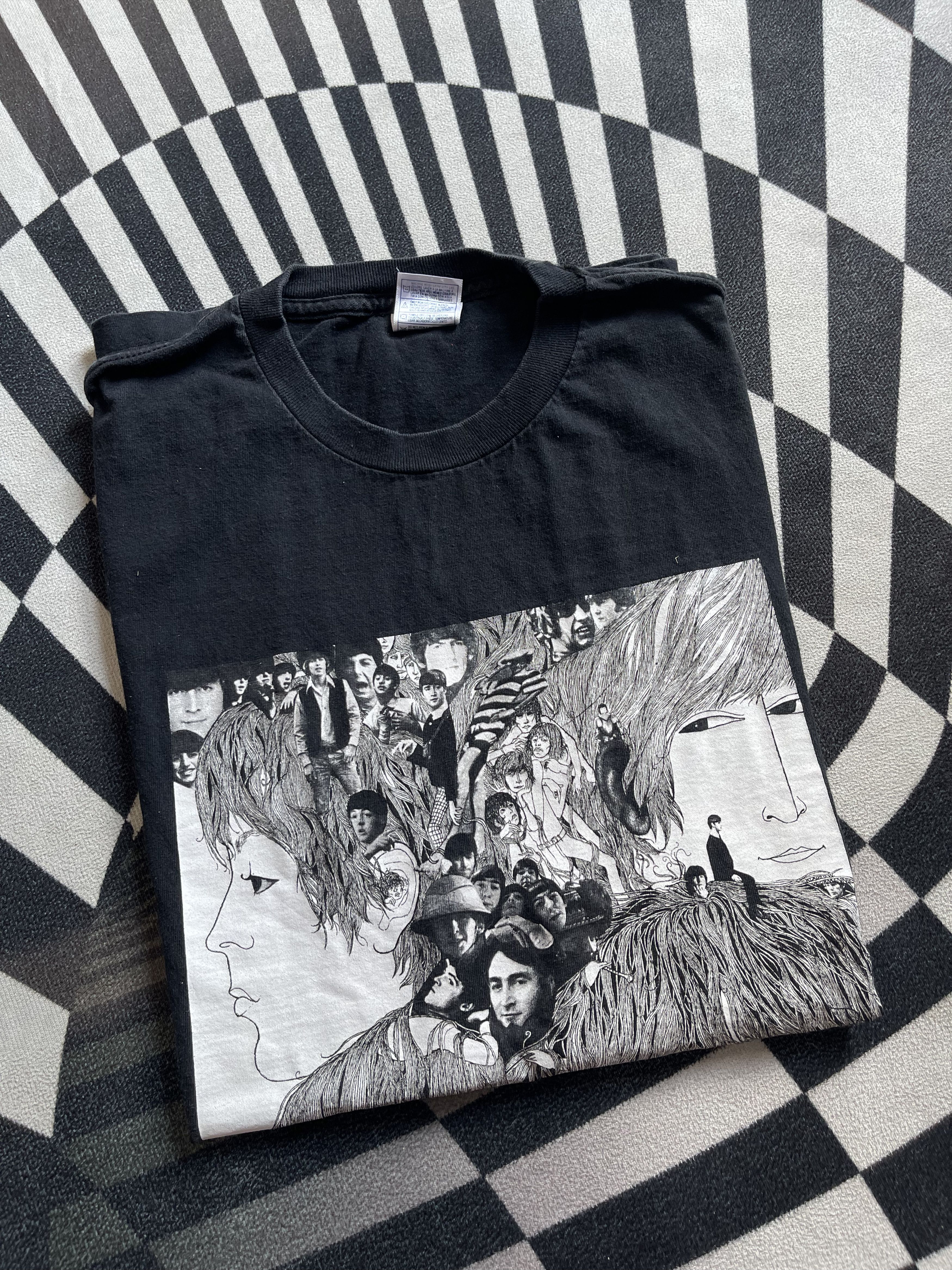 Band Tees Vintage 02 The Beatles "Revolver" Cut-off Sleeveless Tee XL Size US XL / EU 56 / 4 - 1 Thumbnail