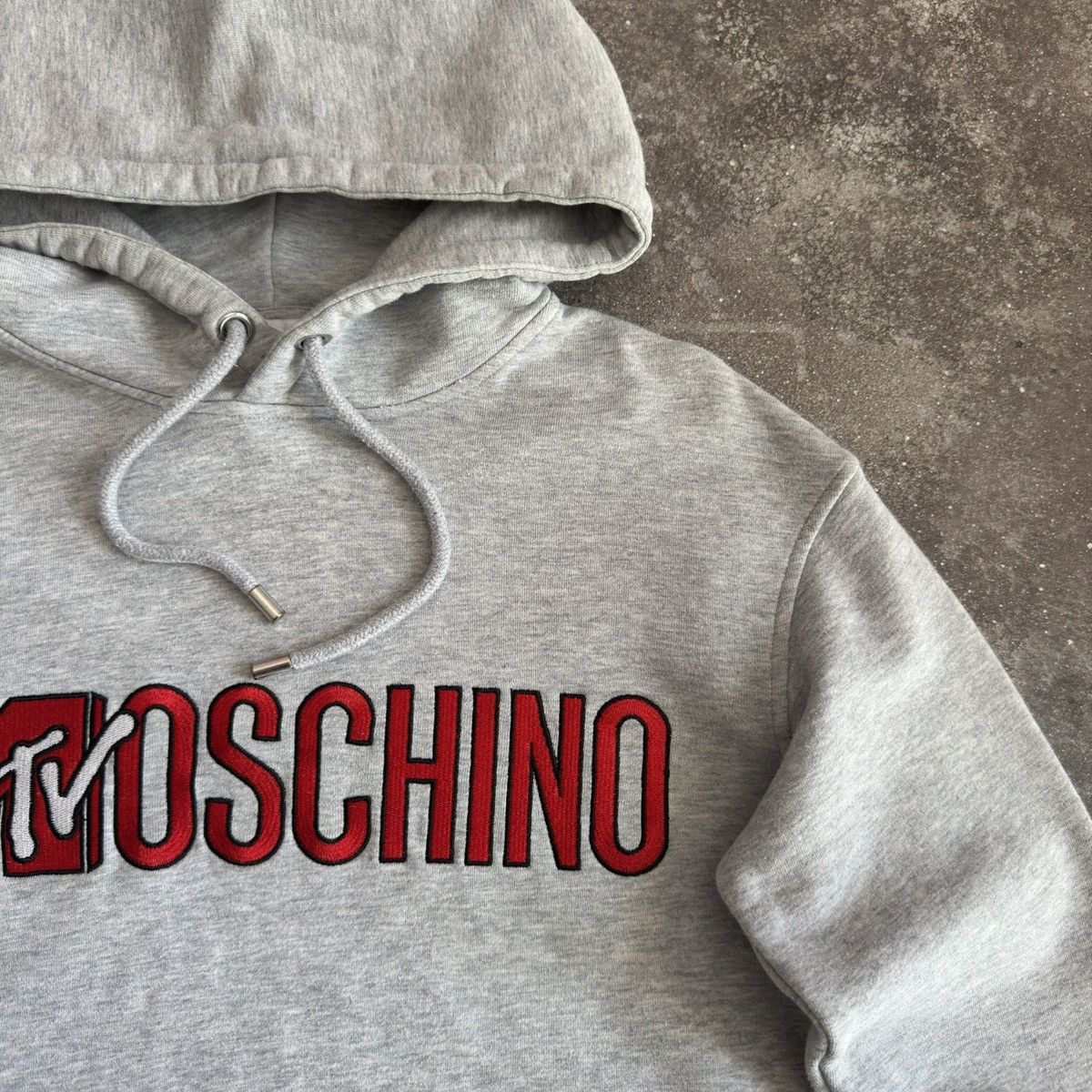 Moschino Moschino MTV Television x H&M Big Logo Hoodie Size XS / US 0-2 / IT 36-38 - 4 Thumbnail