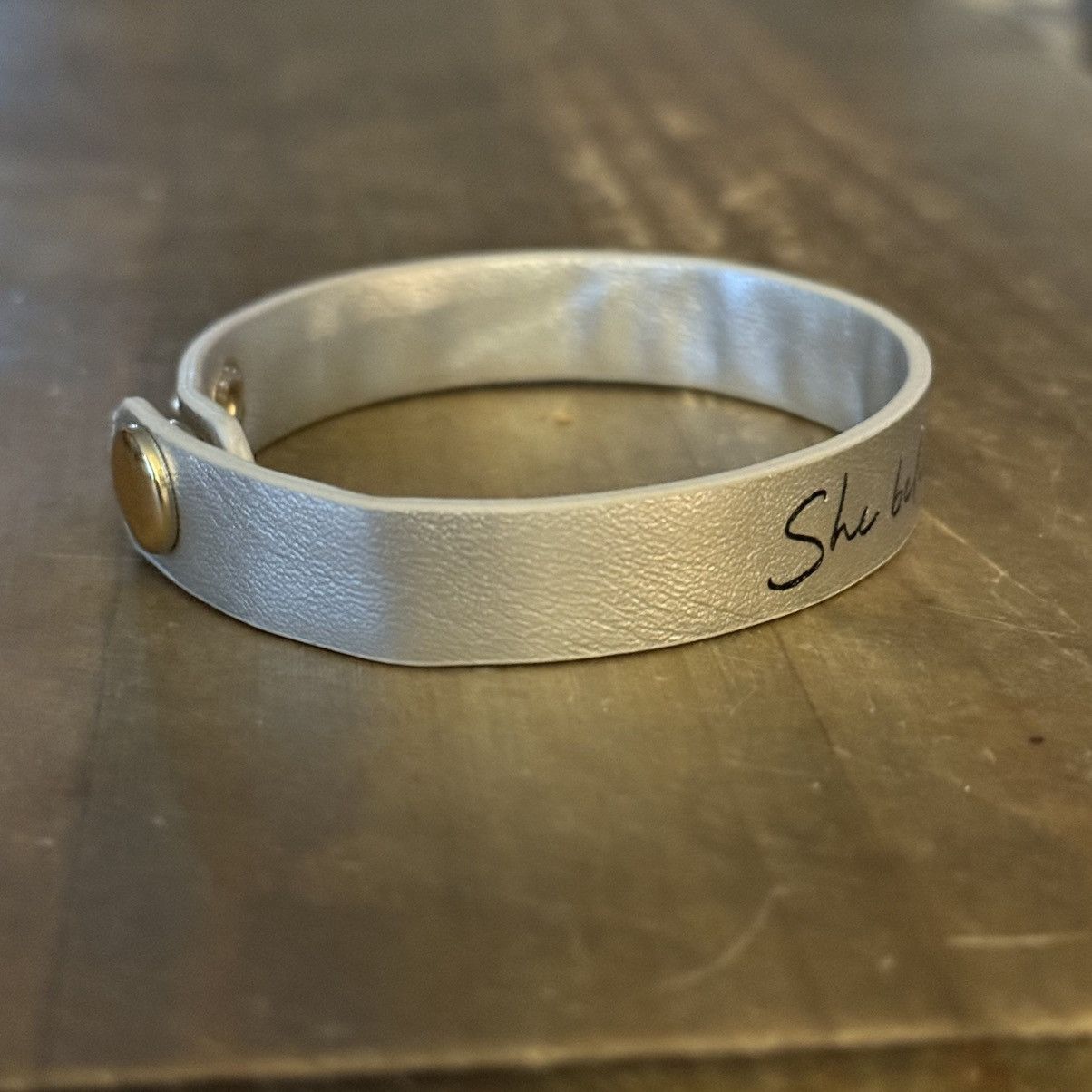 Other She believed she could metallic silver leather bracelet Size ONE SIZE - 5 Thumbnail