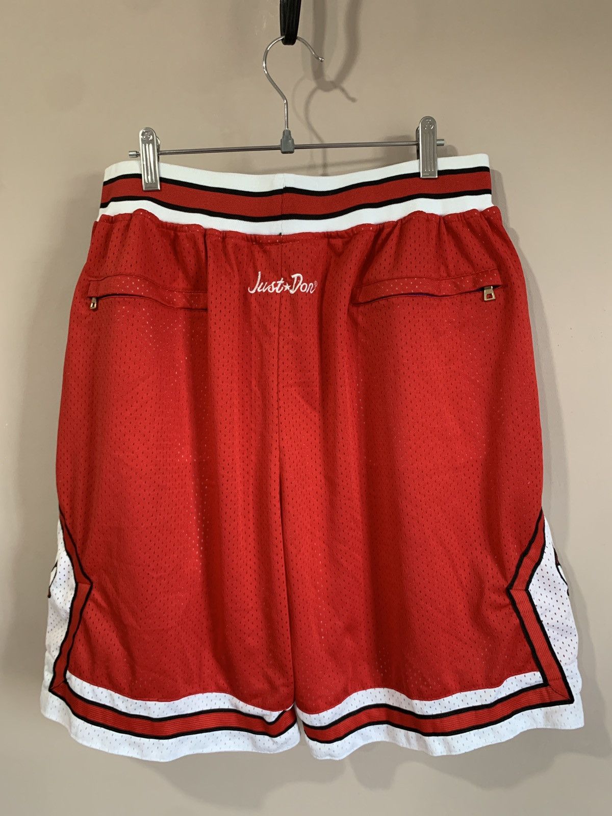 NBA Chicago Bulls Training Basketball Shorts NBA Size L Size US 36 / EU 52 - 2 Thumbnail