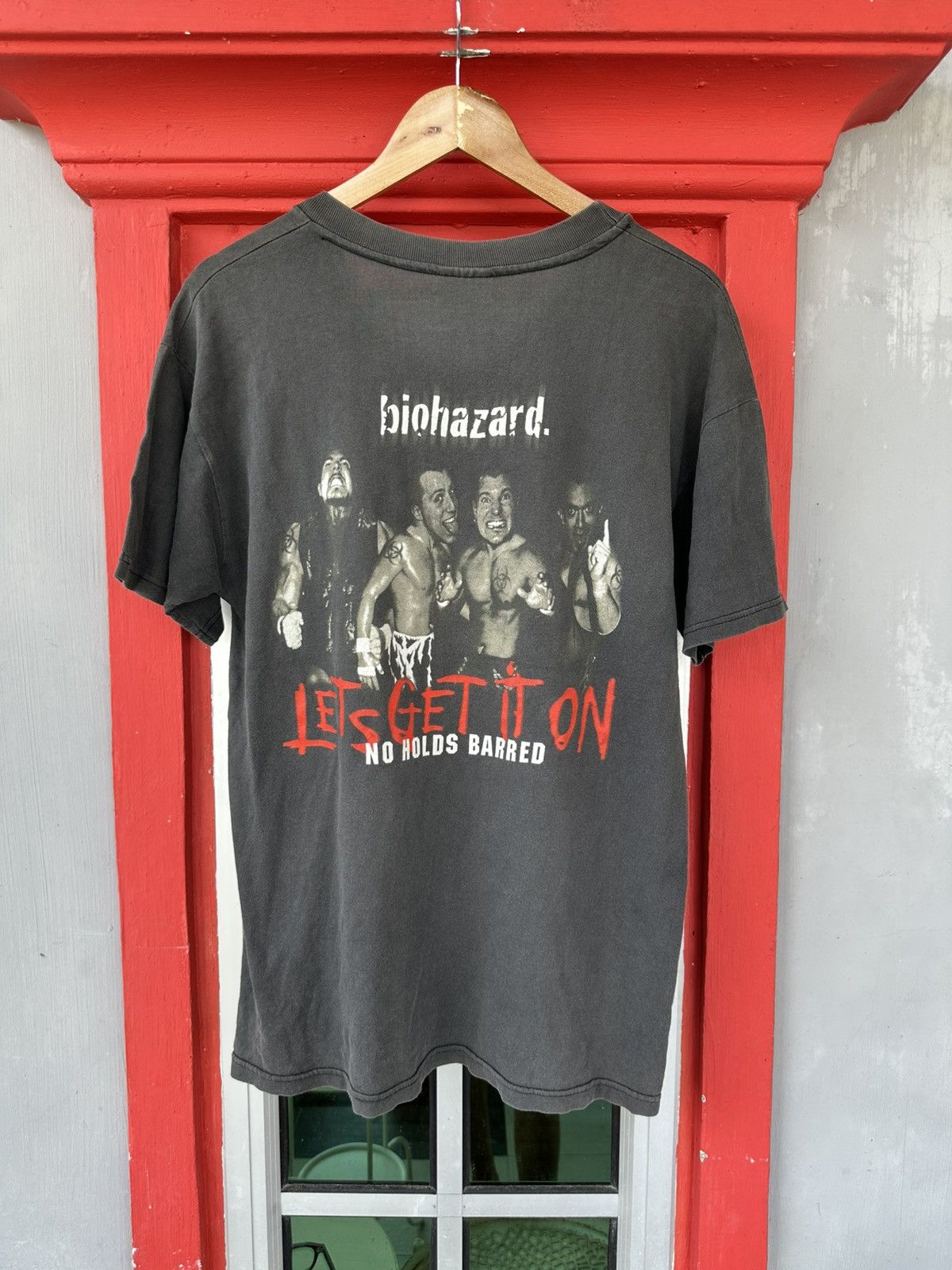 Band Tees Vintage 90s Biohazard No Hold Barred Band Tee Size US L / EU 52-54 / 3 - 2 Thumbnail