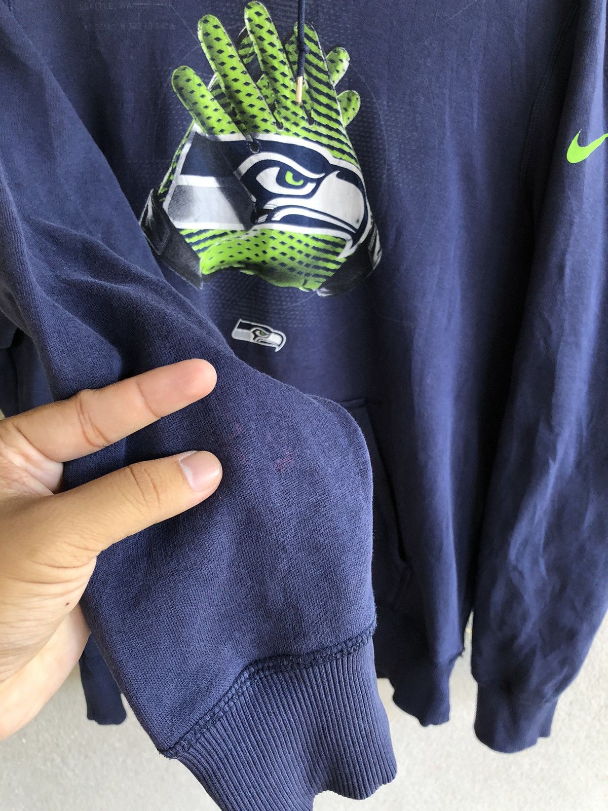 Nike Nike x Nfl eagle glove print hoodie Size US L / EU 52-54 / 3 - 5 Thumbnail