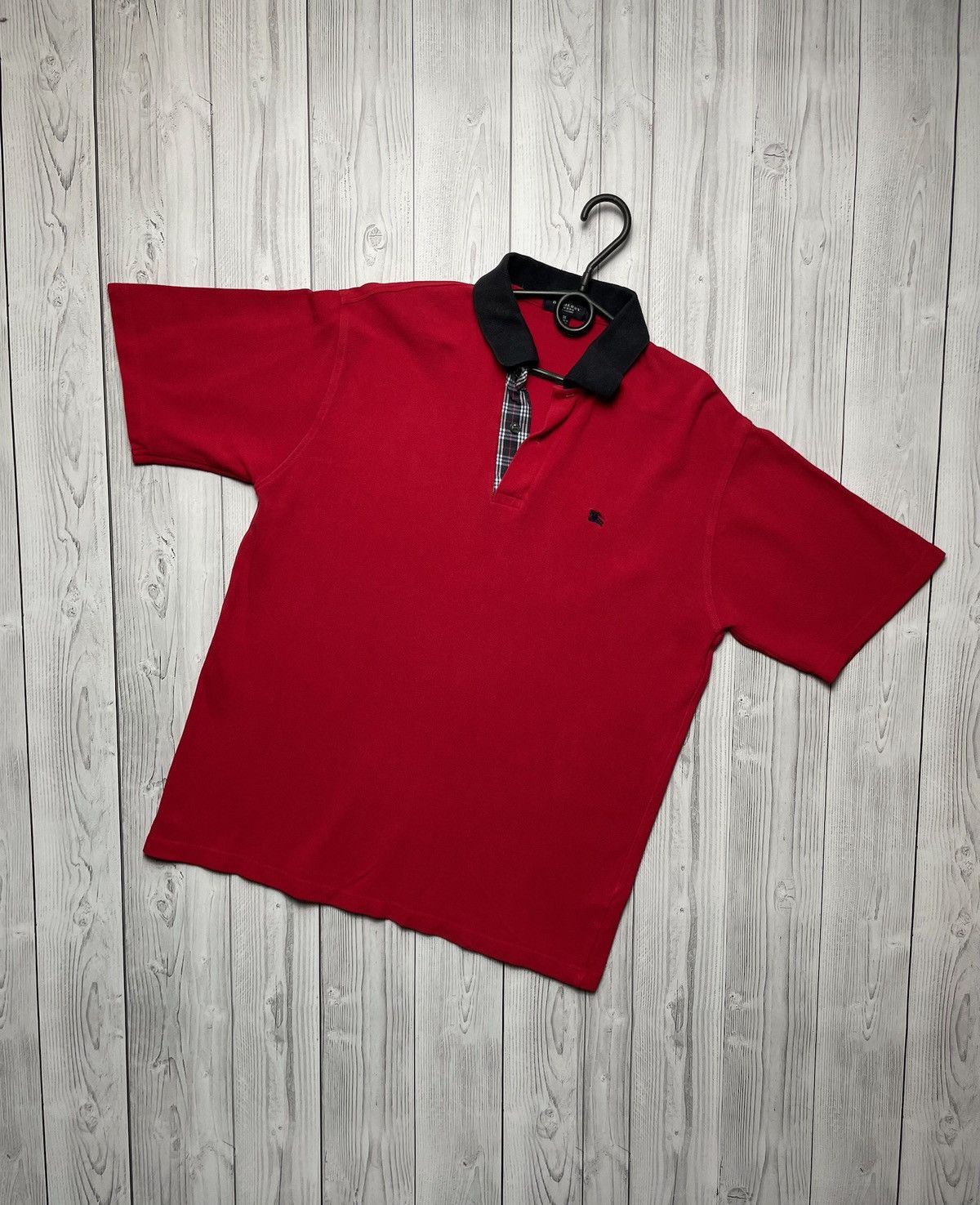Burberry Vintage Burberry polo red size M logo Size US M / EU 48-50 / 2 - 1 Thumbnail
