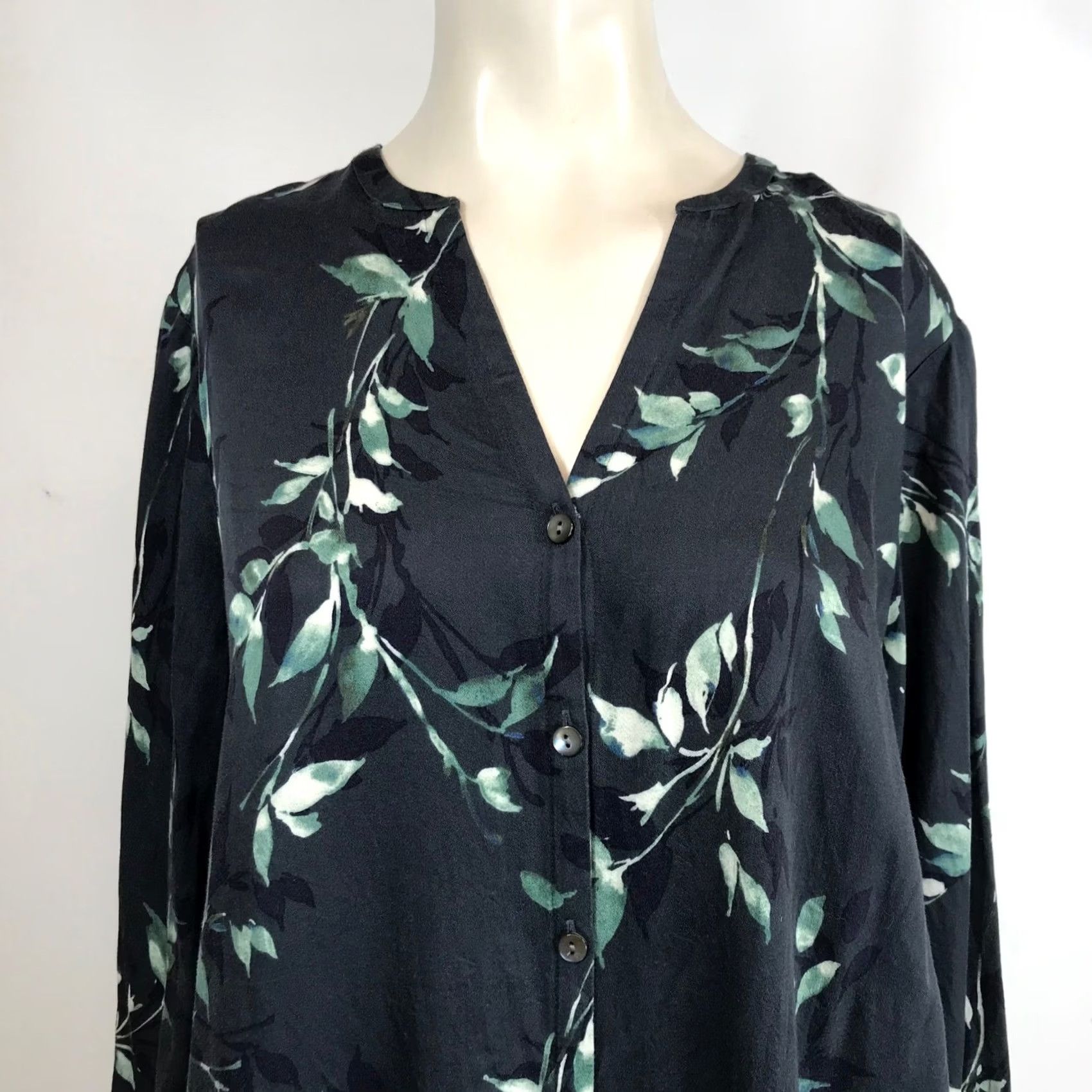 Vintage Pure Jill Blouse Womens Button Front Long Sleeve Leaf Print Dark Gray M Size M / US 6-8 / IT 42-44 - 2 Thumbnail