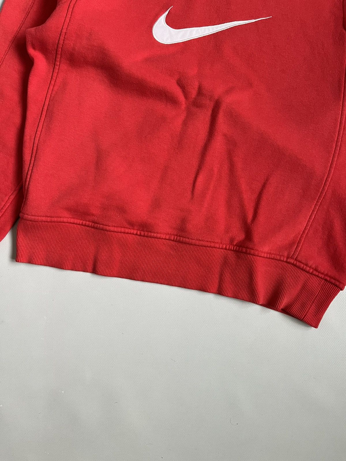 Nike × Vintage Vintage Y2K Unisex Nike Big Swoosh Red Sweatshirt Size US M / EU 48-50 / 2 - 5 Thumbnail