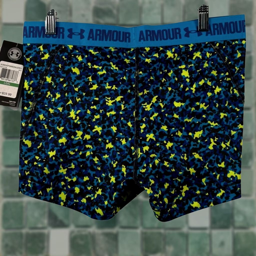 Under Armour Under Armour Womens L HeatGear Shorts Blue Yellow Digital Camo 3" Compression Size 36" / US 14 / IT 50 - 1 Thumbnail