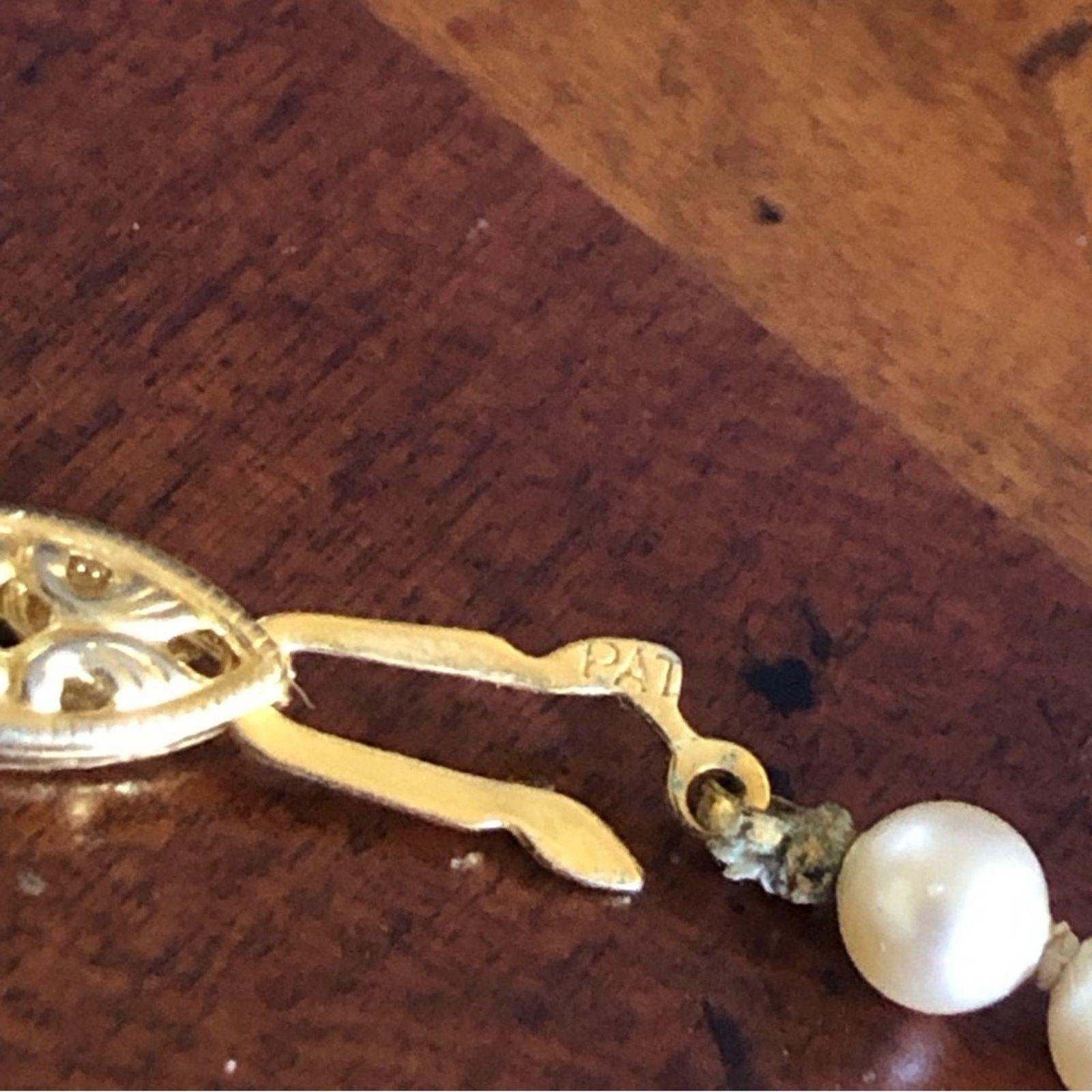 Vintage Vintage hand knotted cream glass pearl necklace Size ONE SIZE - 10 Thumbnail