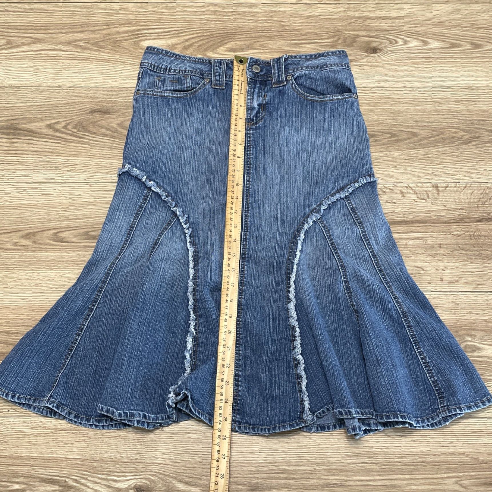Vintage VINTAGE Rewind Denim Flare Skirt Juniors Size 7 Blue Midi with Pockets Womens Size 28" / US 6 / IT 42 - 7 Thumbnail