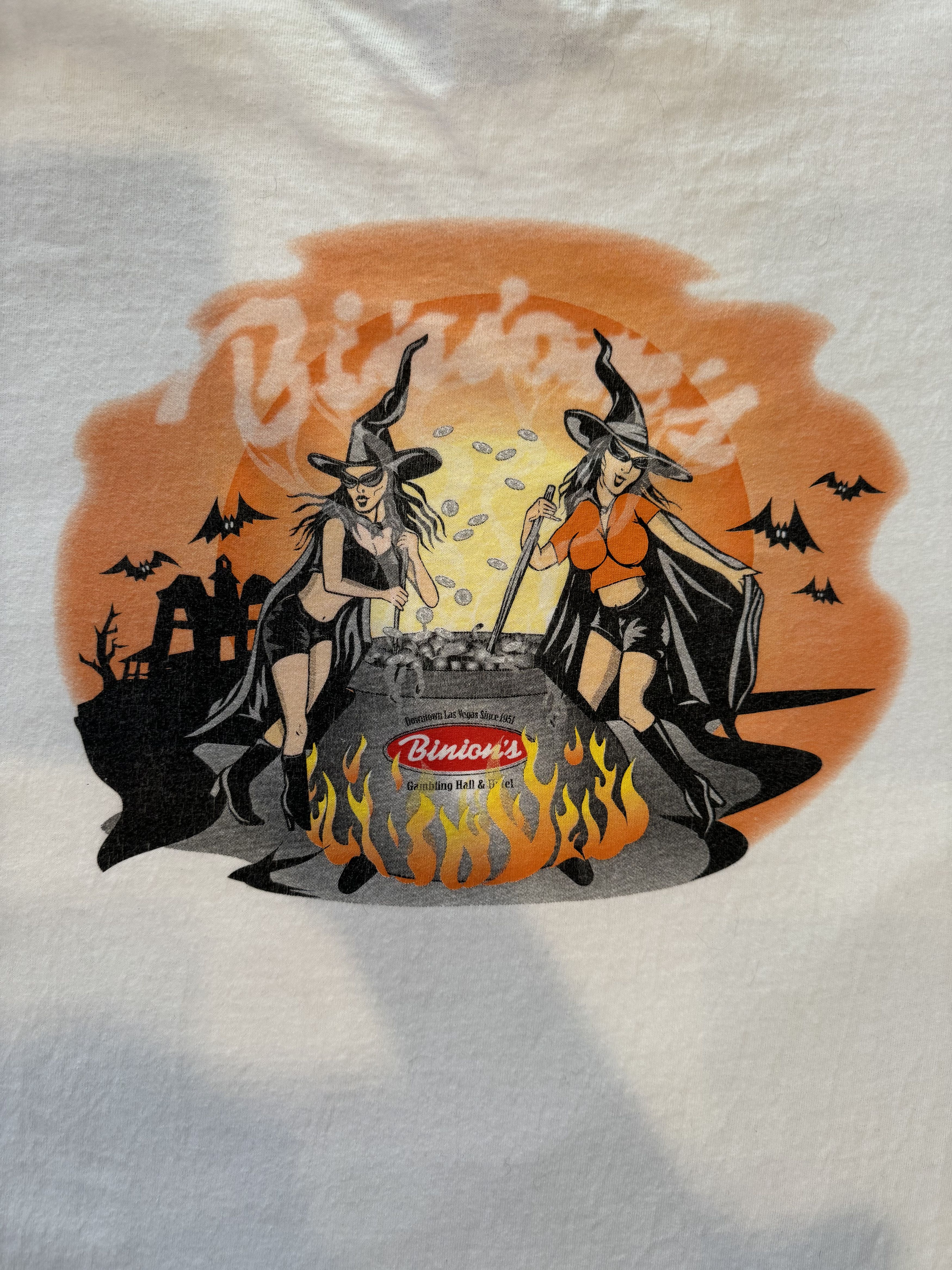 Gildan × Vintage Vintage Y2K Binion's Casino Pinup Witches Halloween T-shirt Size US XL / EU 56 / 4 - 7 Thumbnail