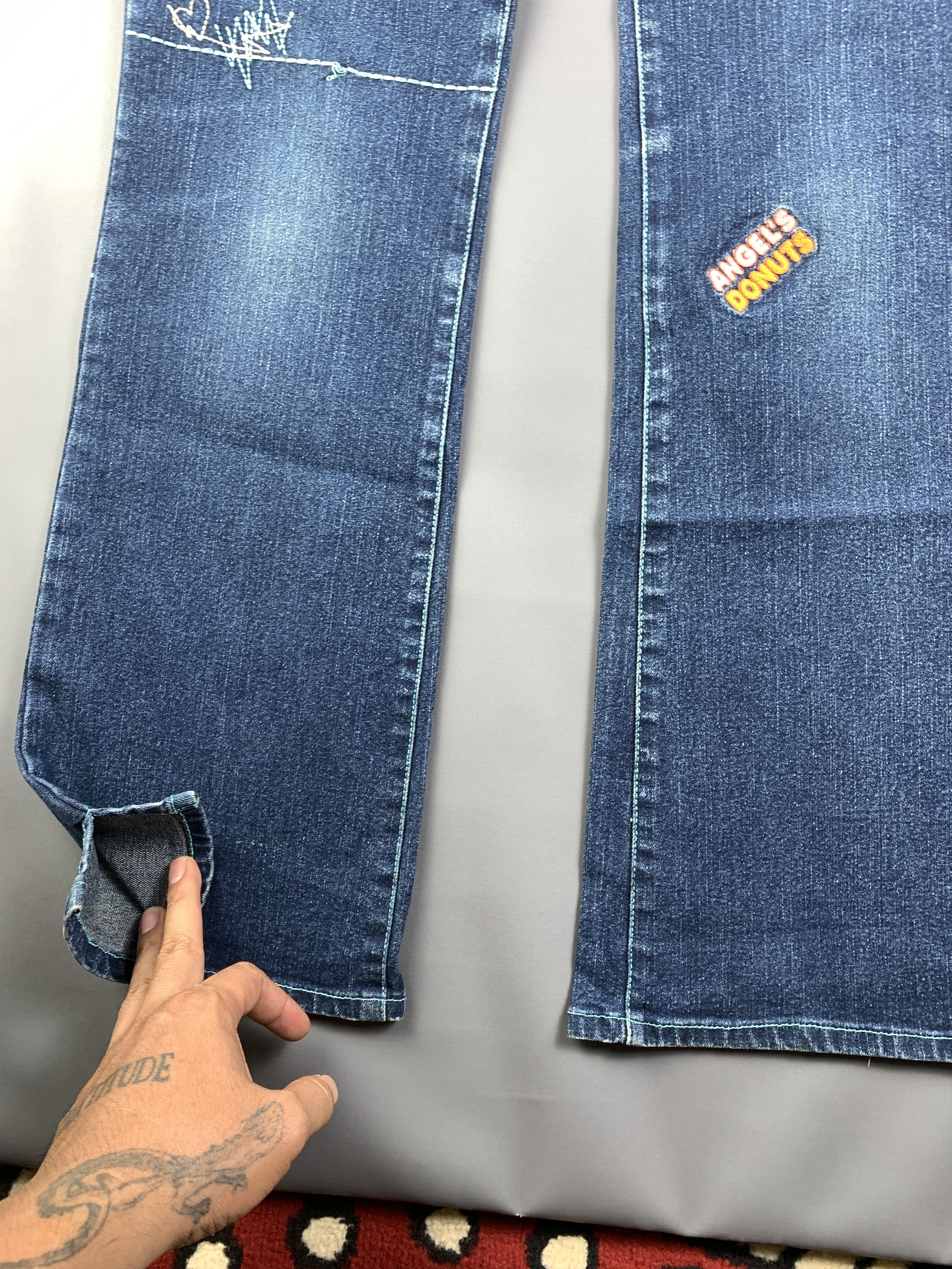 Angel Blue Angel Blue Indigo Cute Patches Bootcut Jeans (28) Size 28" / US 6 / IT 42 - 7 Thumbnail