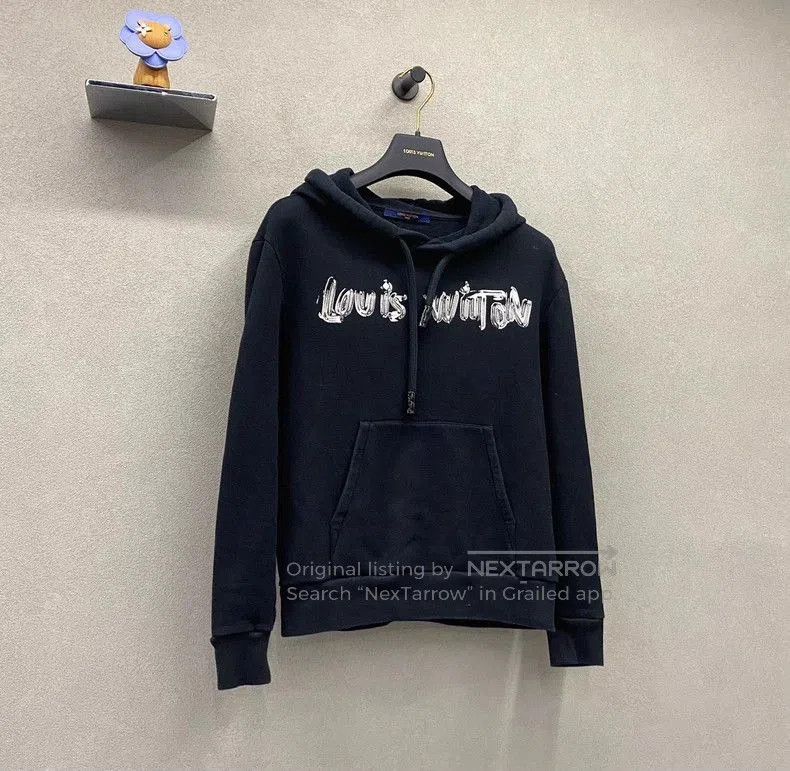 Louis Vuitton Louis Vuitton Black Logo Sweatshirt. Size US XS / EU 42 / 0 - 4 Thumbnail